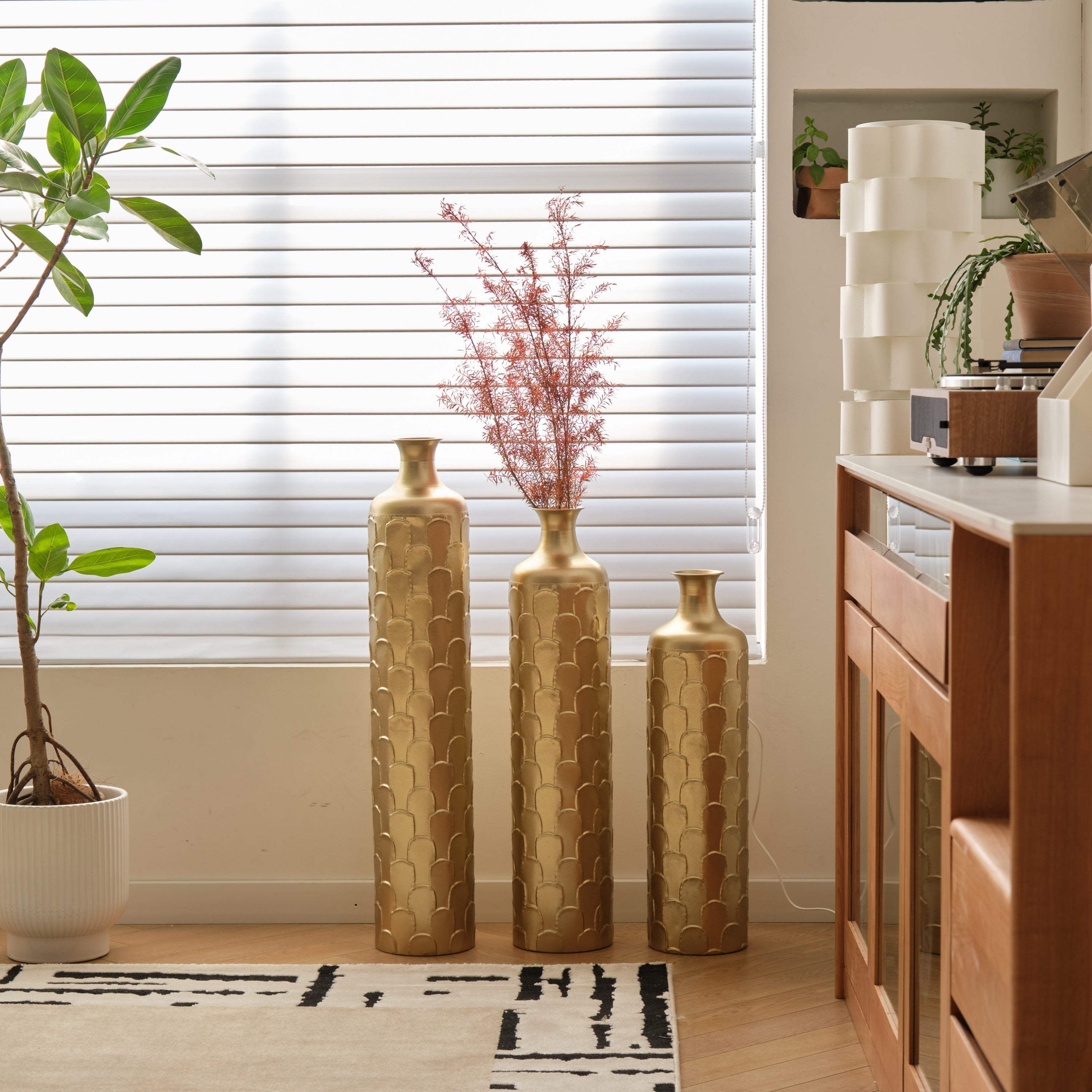 Floor Metal Vases Decorated White Metal Vases Set of 3 Gorgeous Home Decoration Large Glazed Metal Vases 25.2in/29.33in/34.25in Height