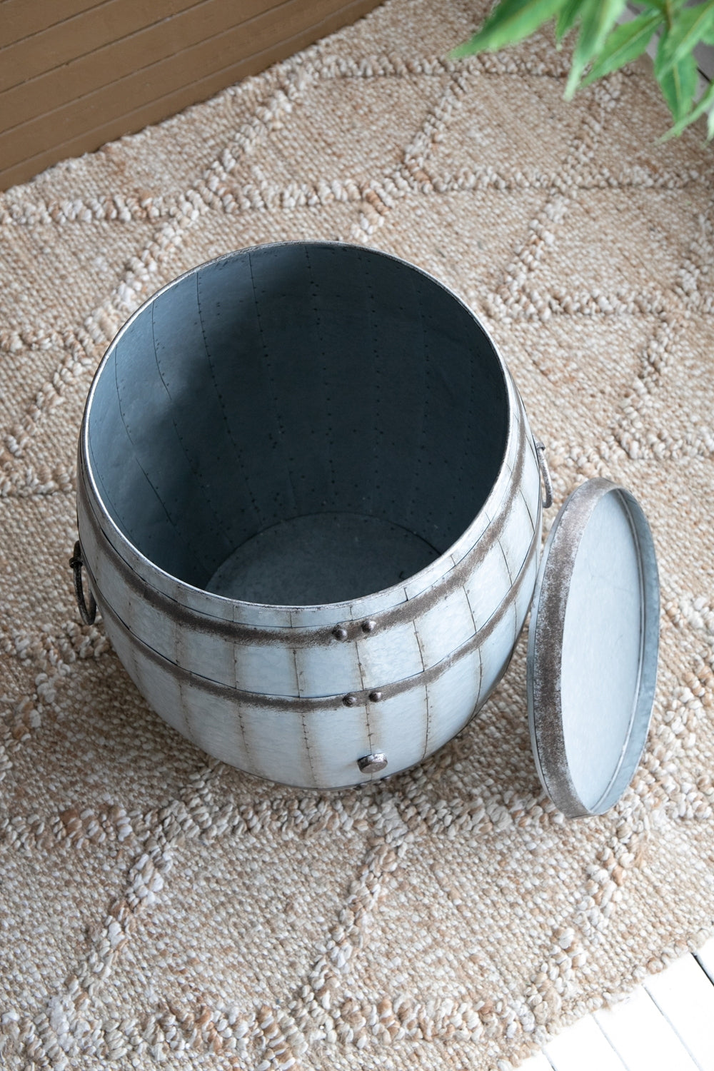 22.5x22.5x26' Drum Side Table