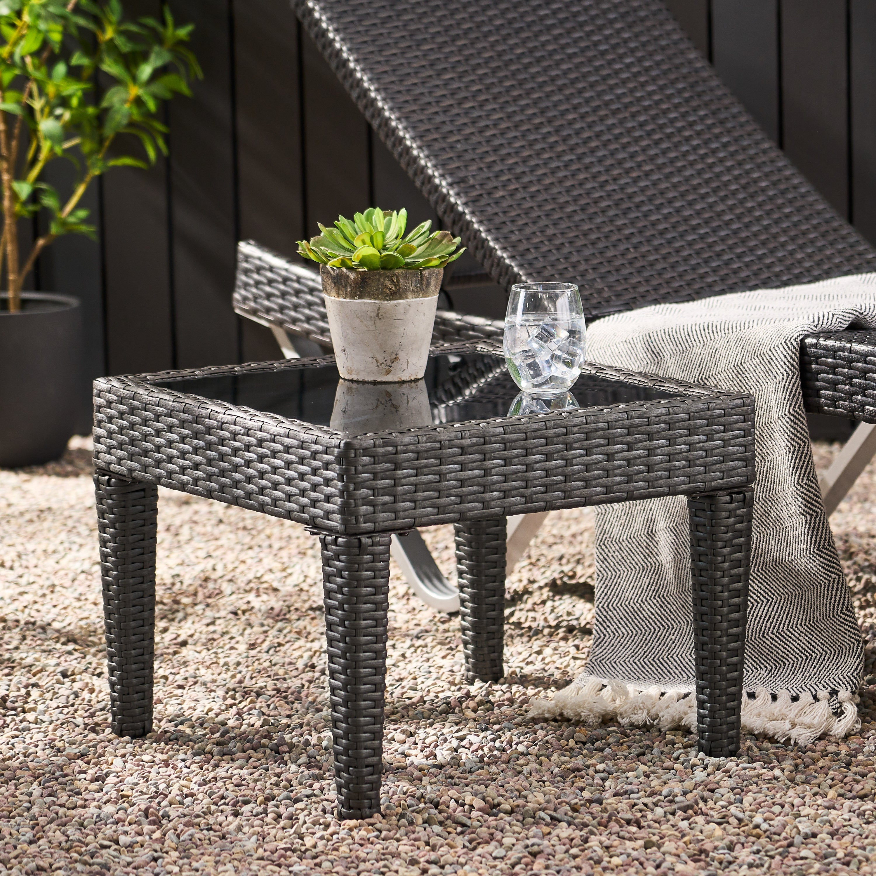Outdoor Antibes Wicker Side Table Grey Accent Table with Glass Top