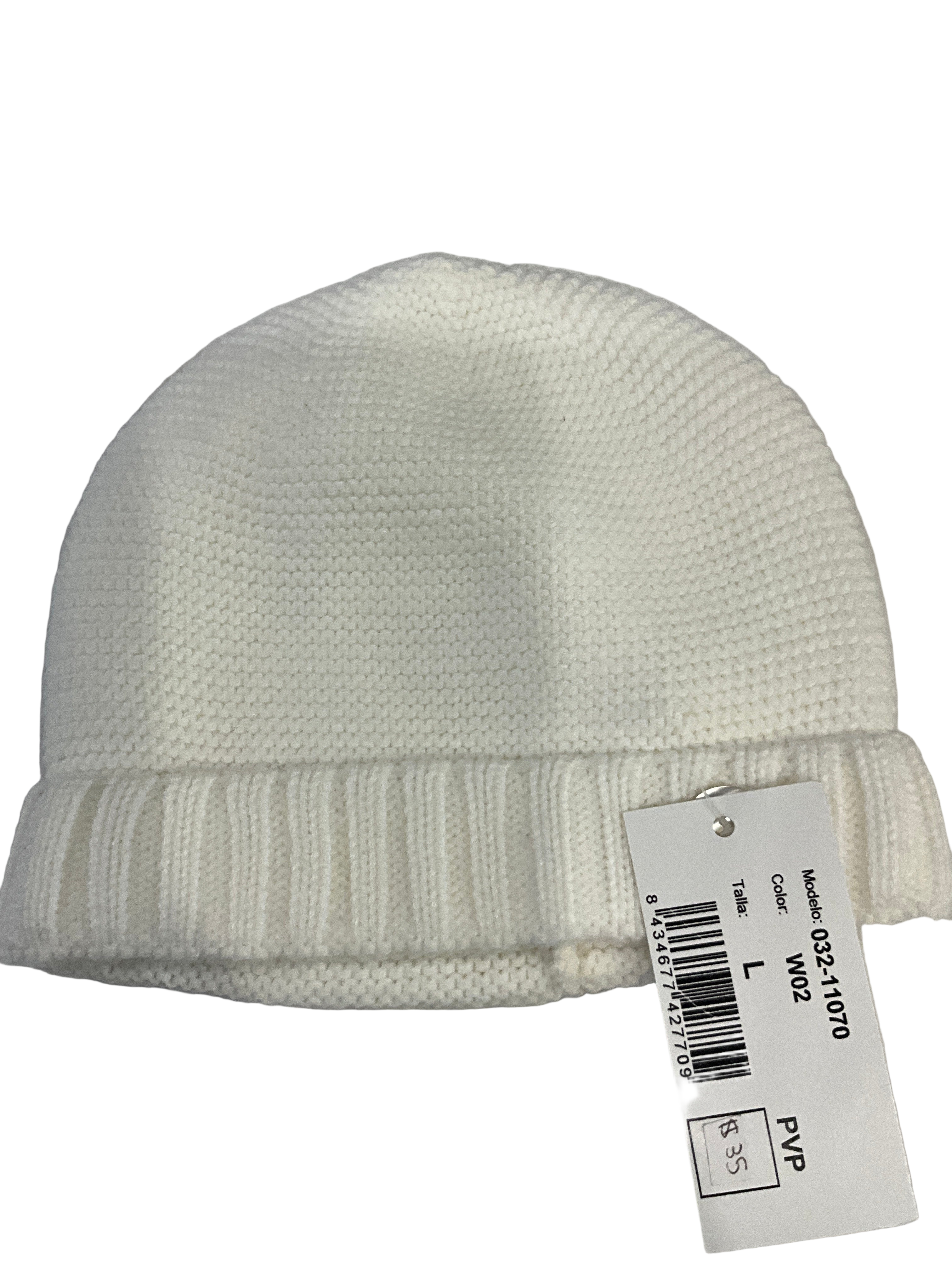 Martin Aranda - White Baby Hat