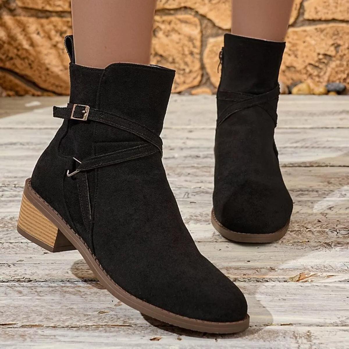 Side Zip Block Heels Boots