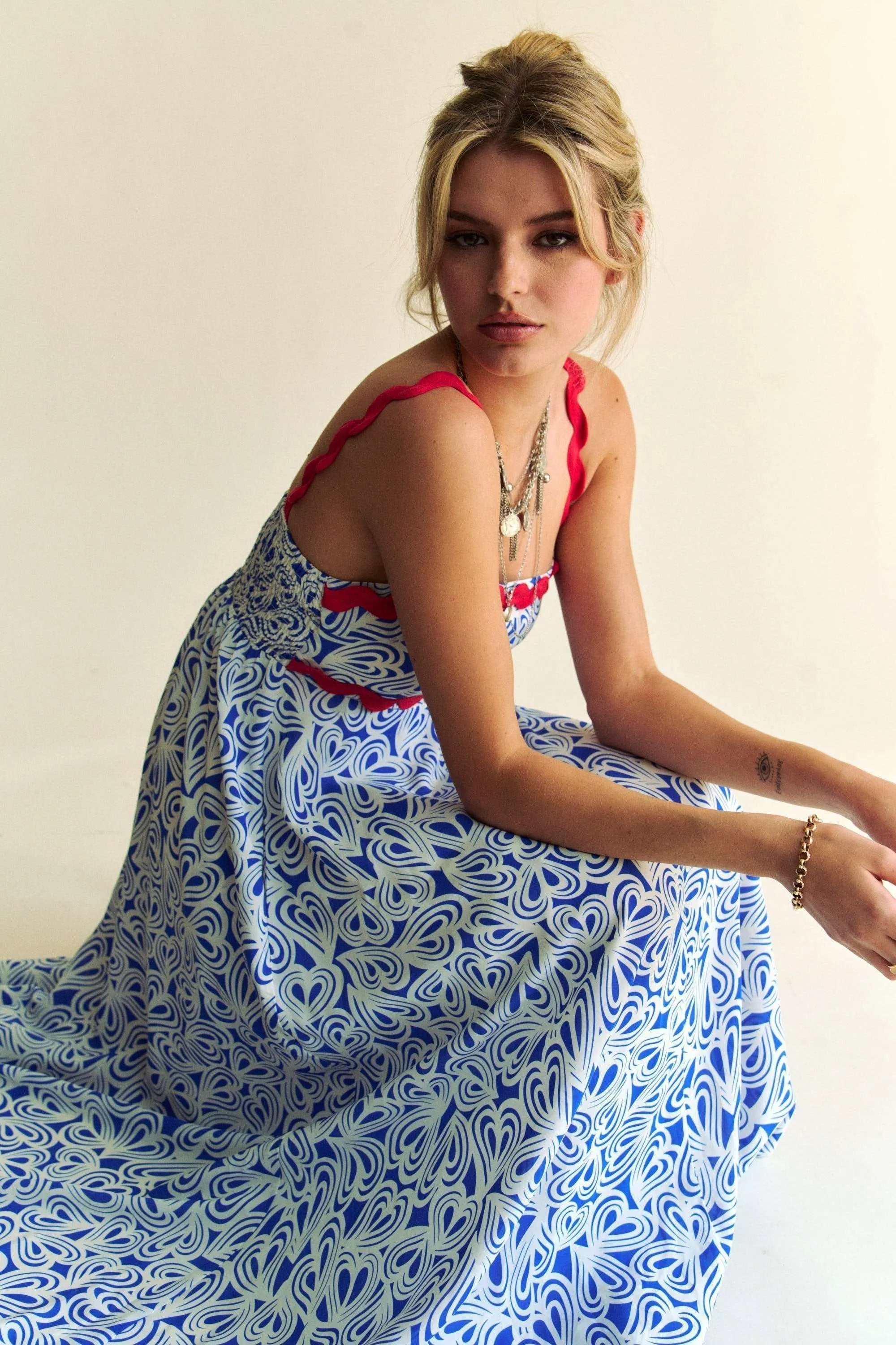 Davi & Dani Geo 2 Tone Printed Wavi Trim Tiered Maxi Dress