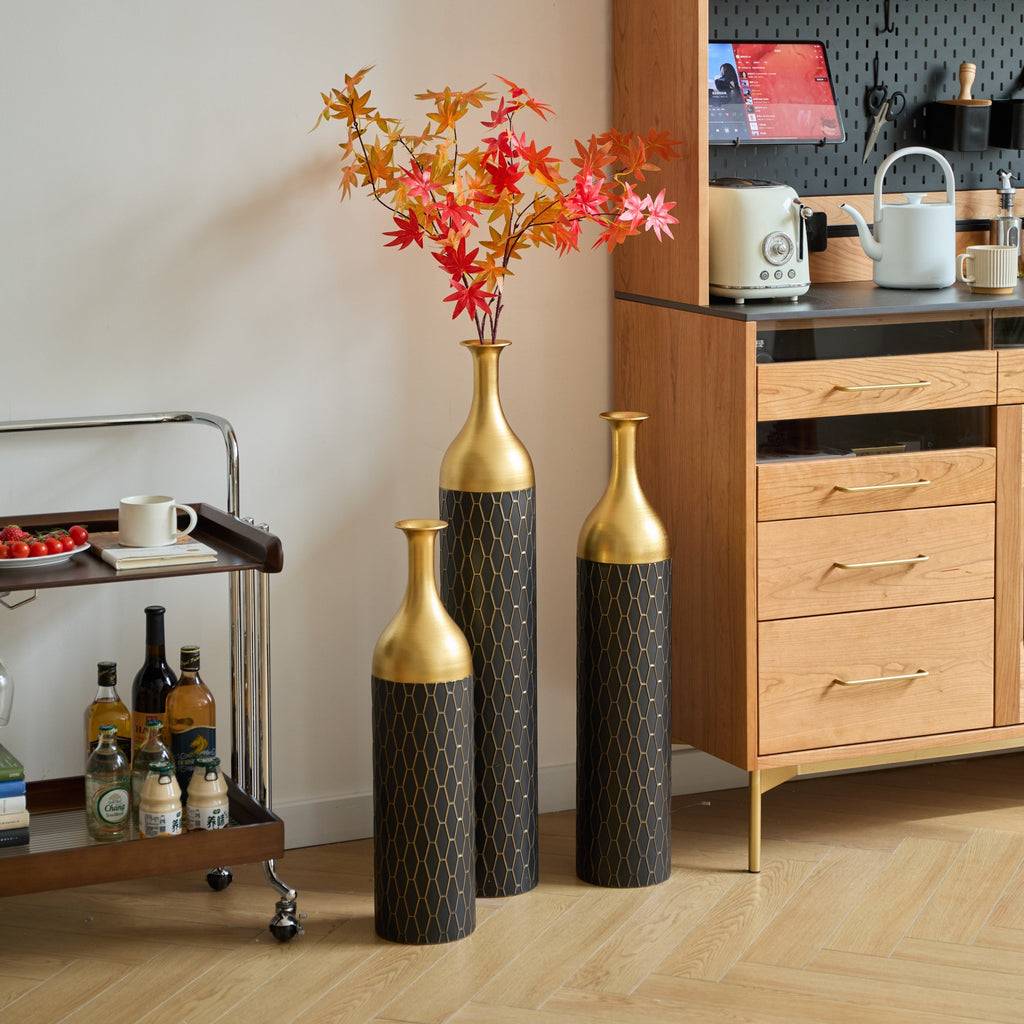 Elegant Floor Vase Set – Gold & Black Metal Decorative Vases – 3-Piece Set for Floral Display, Wedding & Gift Décor