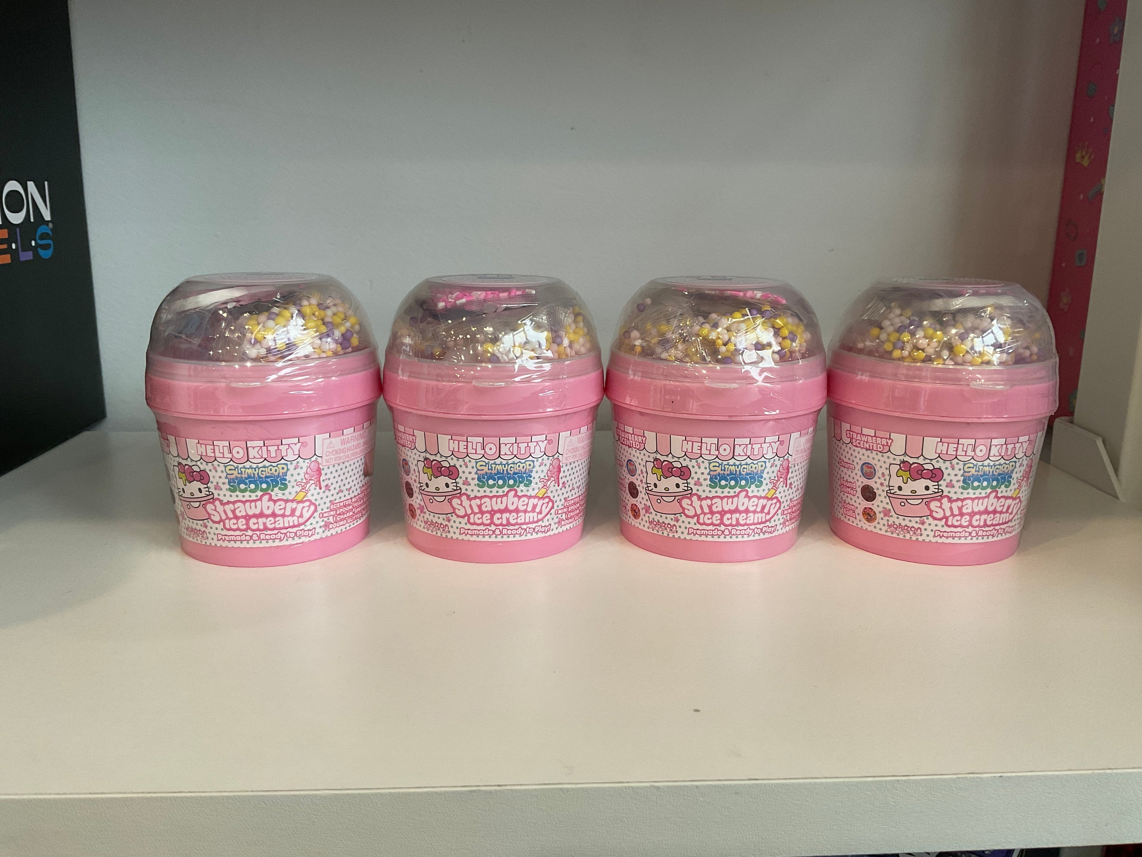 Master Toys - Hello Kitty Slimygloop Scoops Strawberry Slime