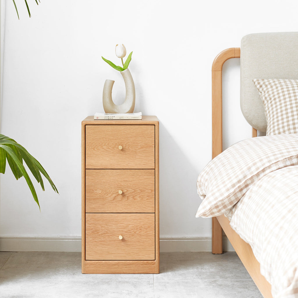 Modern Minimalist Solid Oak Bedside Table Storage Cabinet with Drawers in Oak Finish