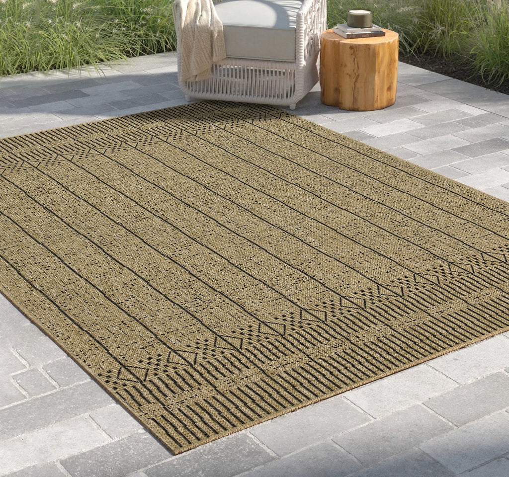 Earth GC_NTL1008 Jute/Black 2 ft. 7 in. x 7 ft. 3 in. Indoor/Outdoor Area Rug