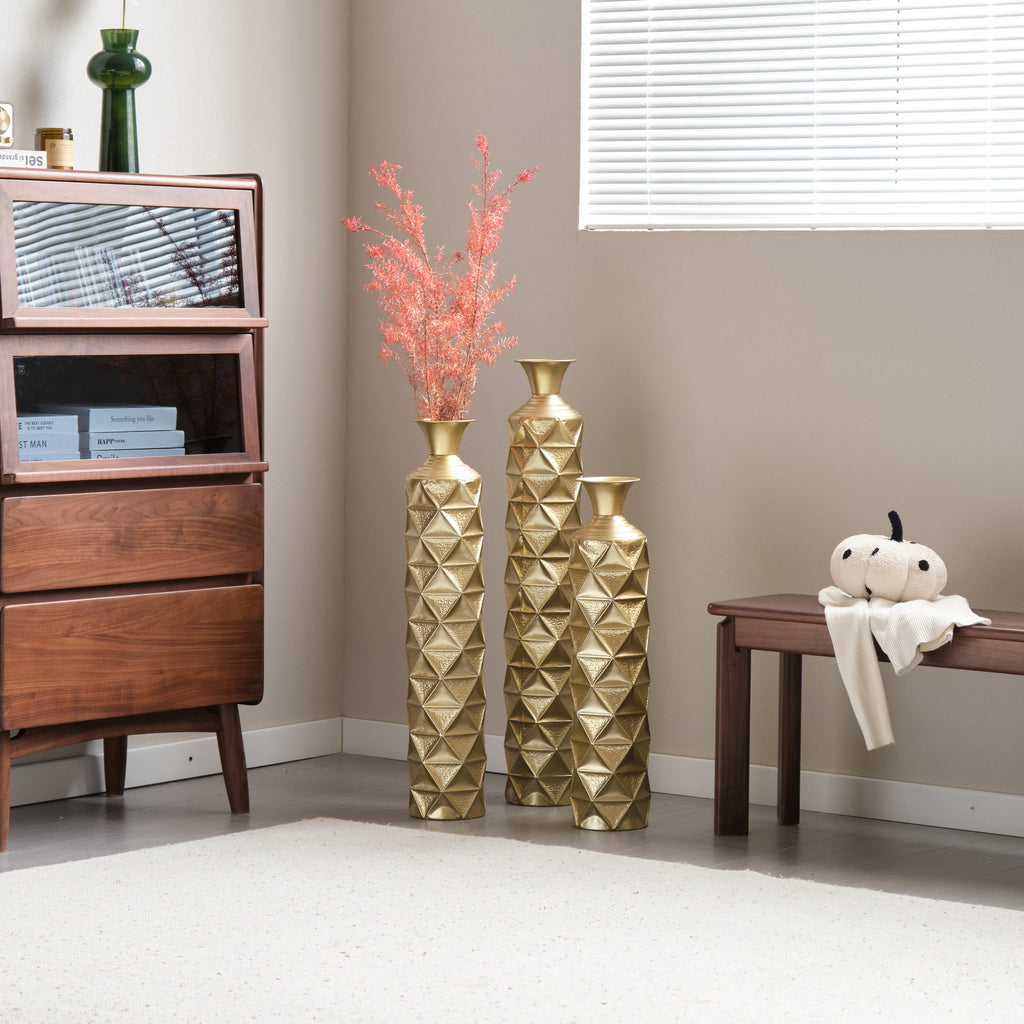 Metal Decorative Vase High Distress Metal Center Vase With 3D Triangle Pattern, Set Of 3 Vases for Home Decoration 33.5', 29.5', 25.2'High, Gold