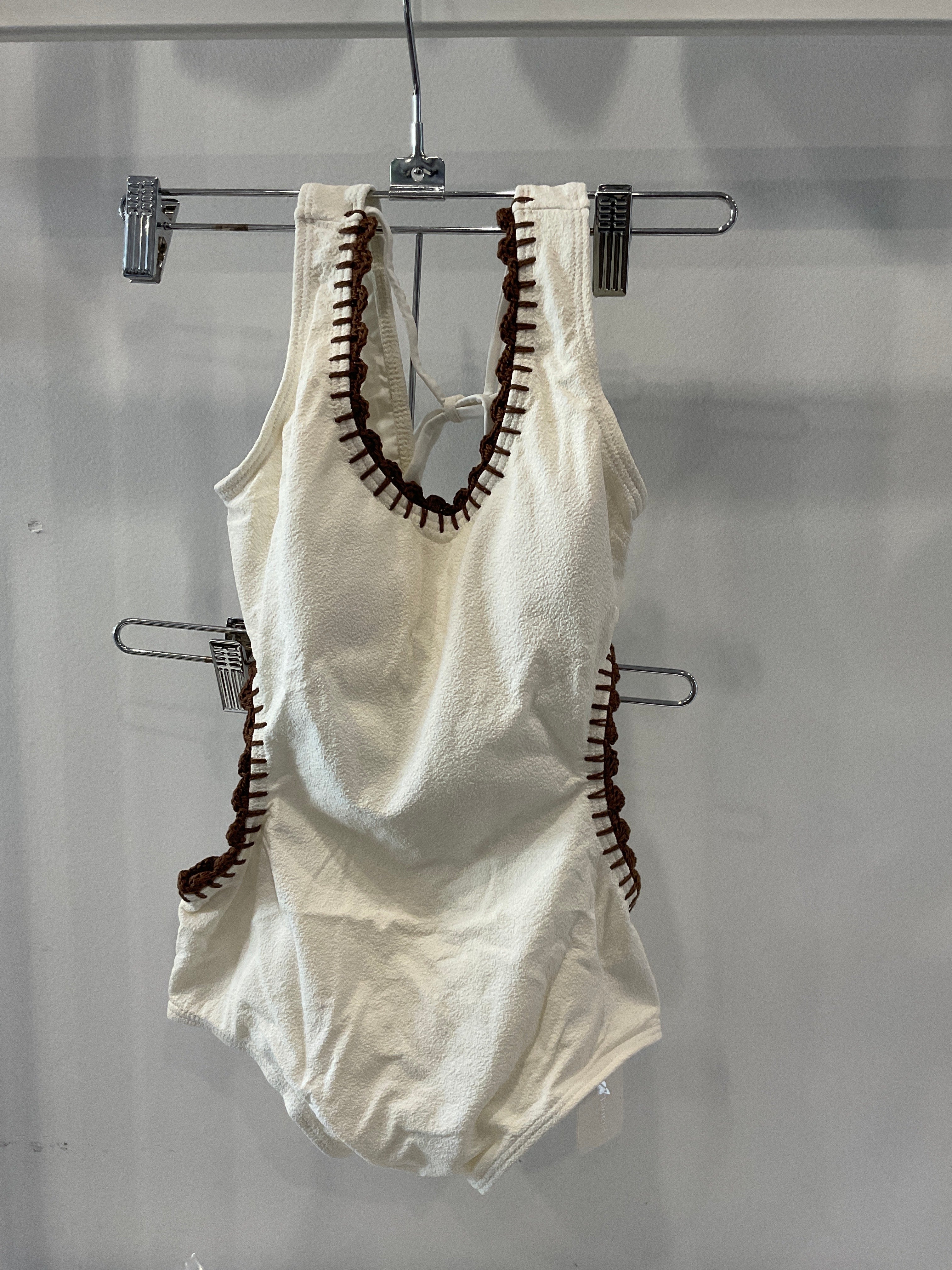 Planet Sea - 1 Pc Off White Brown Crochet
