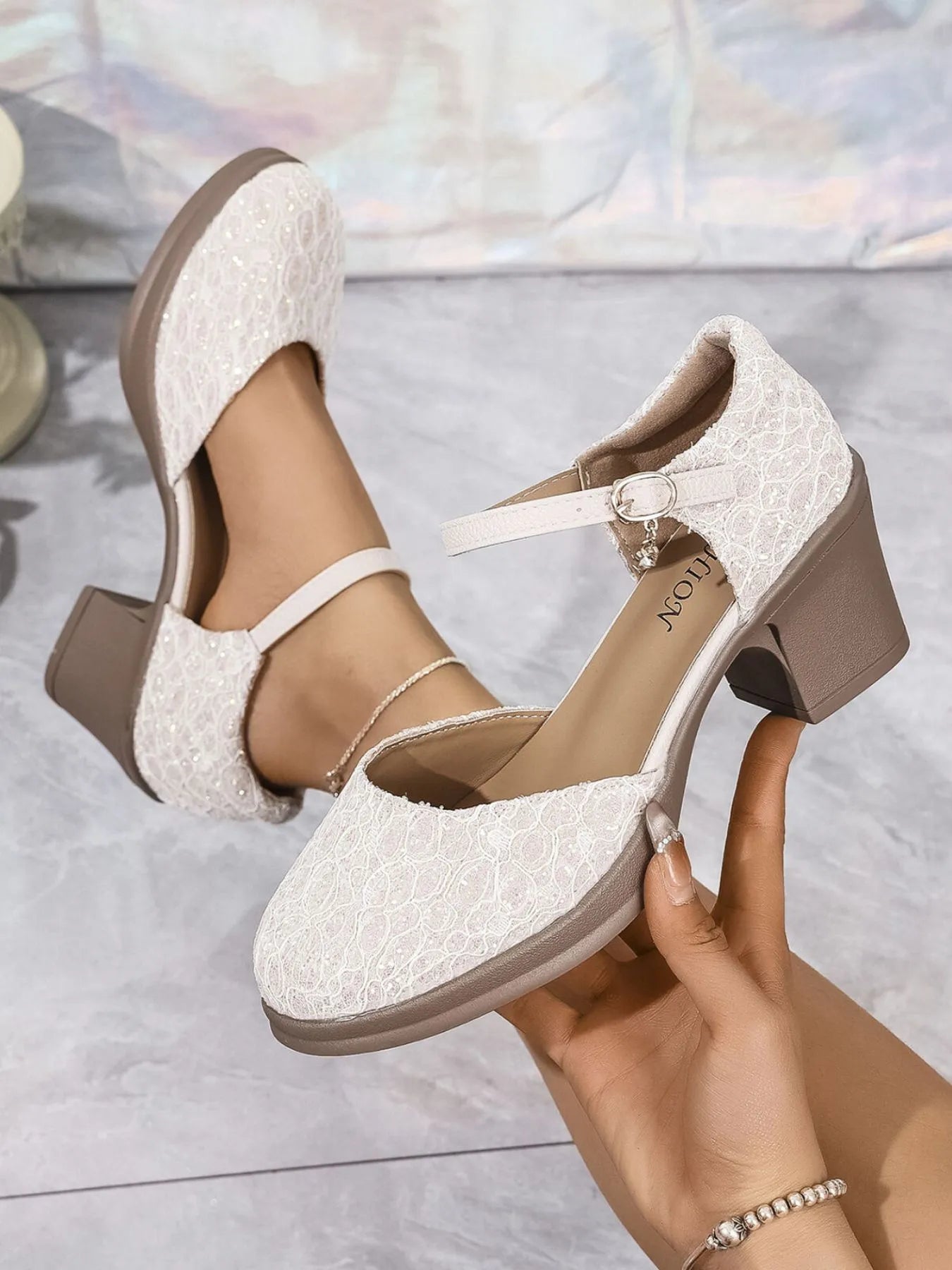 Round Toe Block Heels Pumps