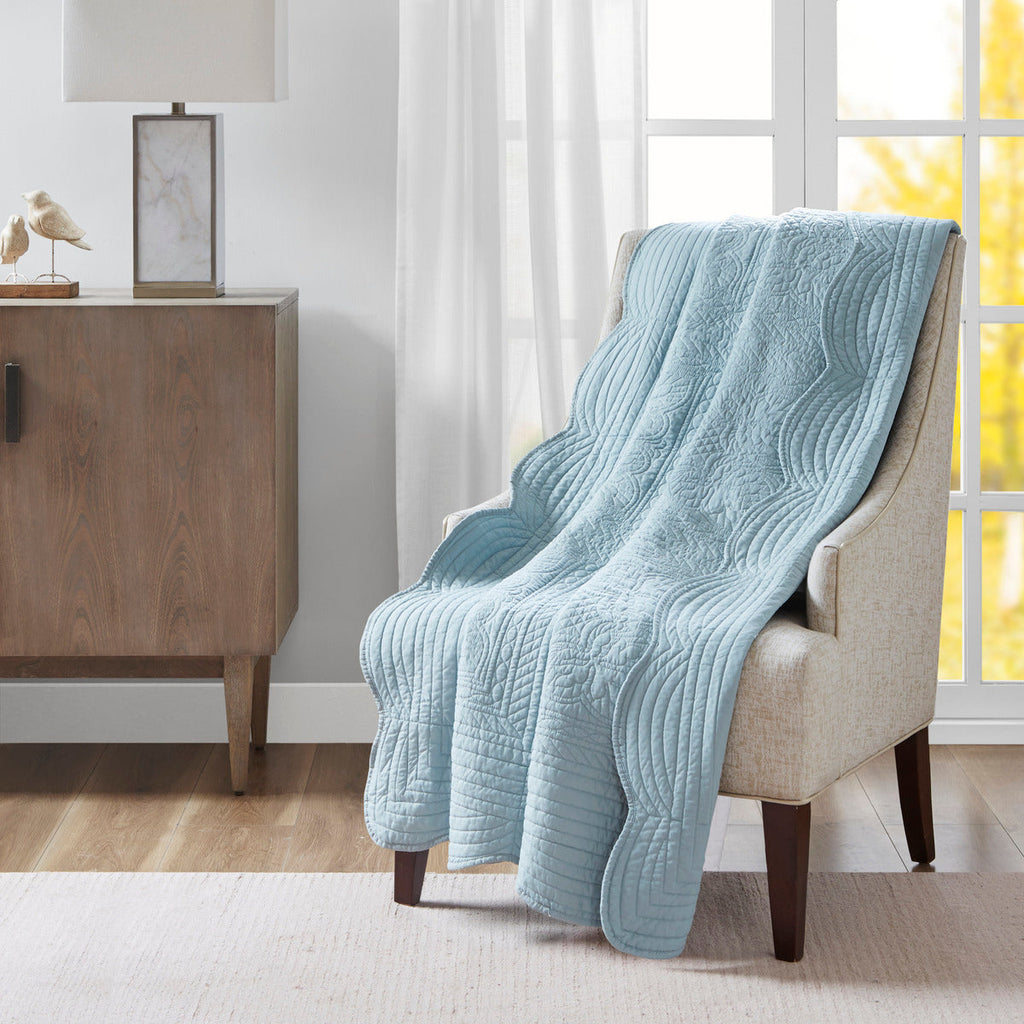 Oversized Quilted Throw with Scalloped Edges Blue 60x72'