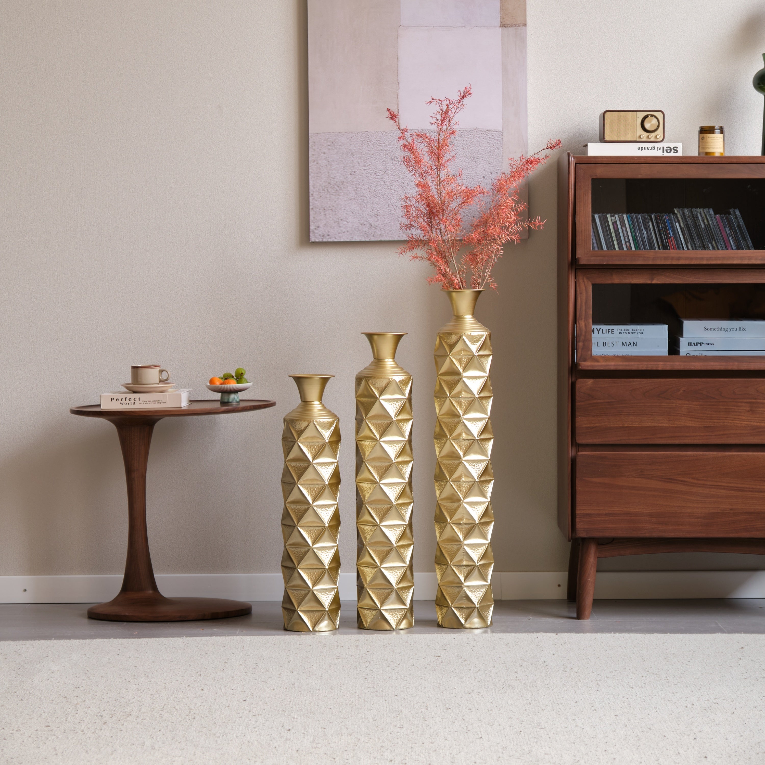 Metal Decorative Vase High Distress Metal Center Vase With 3D Triangle Pattern, Set Of 3 Vases for Home Decoration 33.5', 29.5', 25.2'High, Gold
