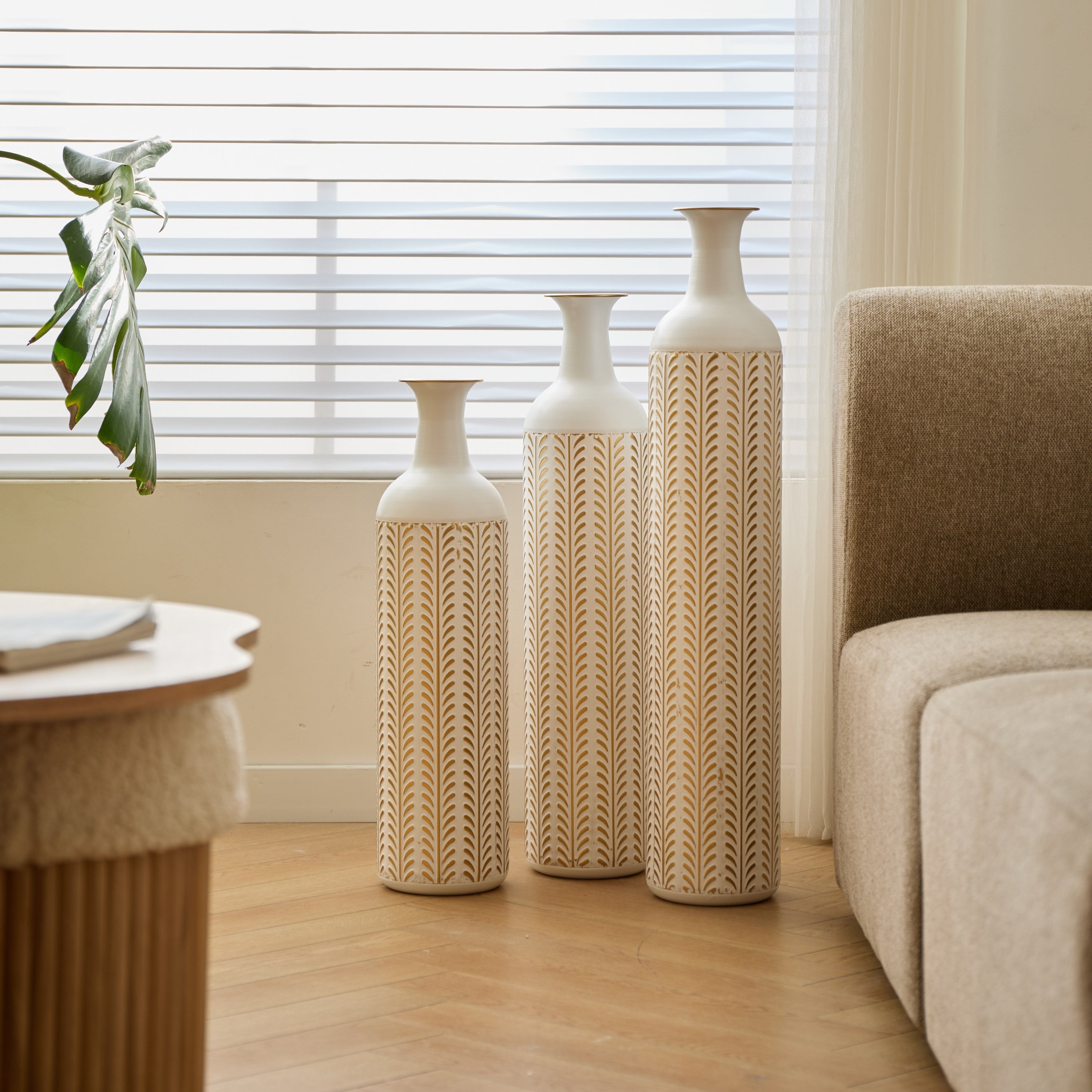 Floor Metal Vase Modern Style Decoration Home White Metal Vase 3-piece Set Gorgeous Home Decoration Large Glazed Metal Vase