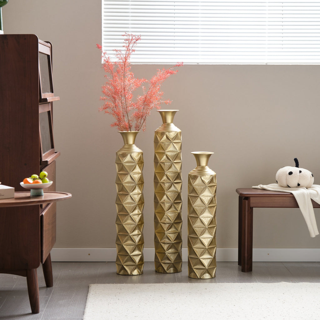 Metal Decorative Vase High Distress Metal Center Vase With 3D Triangle Pattern, Set Of 3 Vases for Home Decoration 33.5', 29.5', 25.2'High, Gold