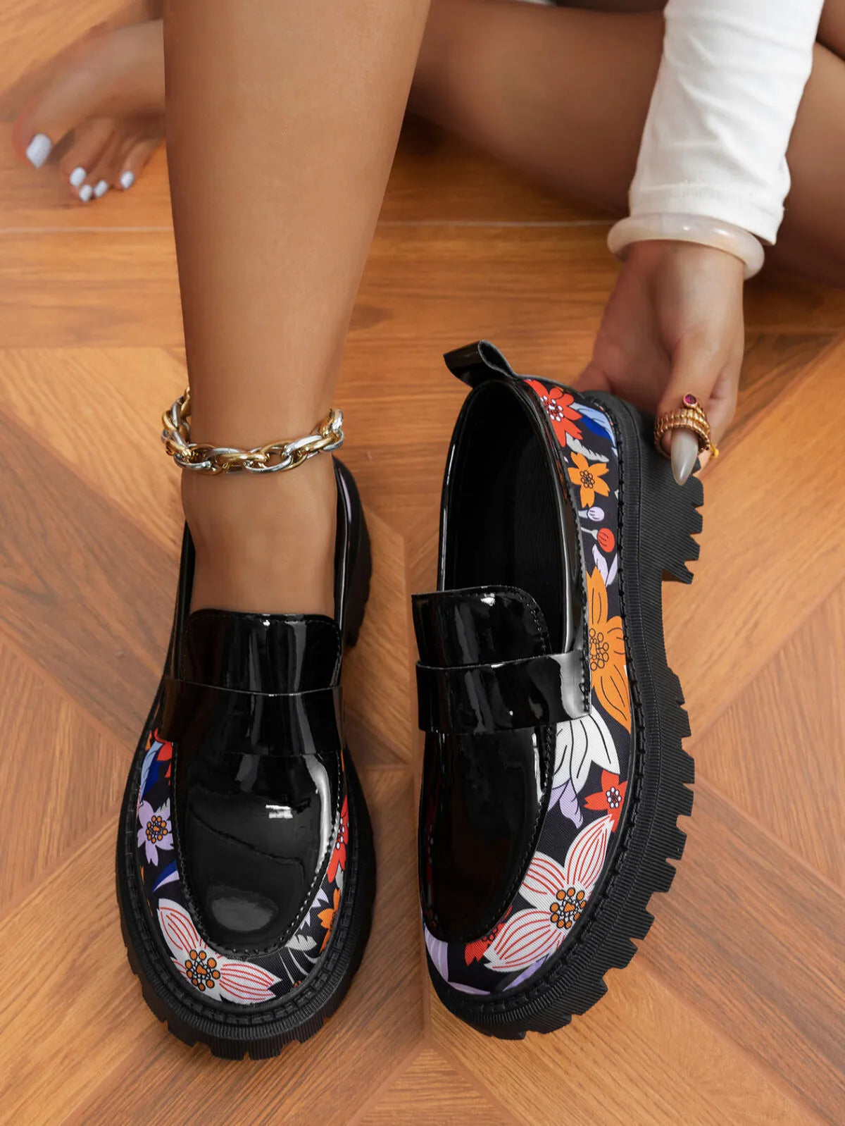 Round Toe Block Heels Loafers