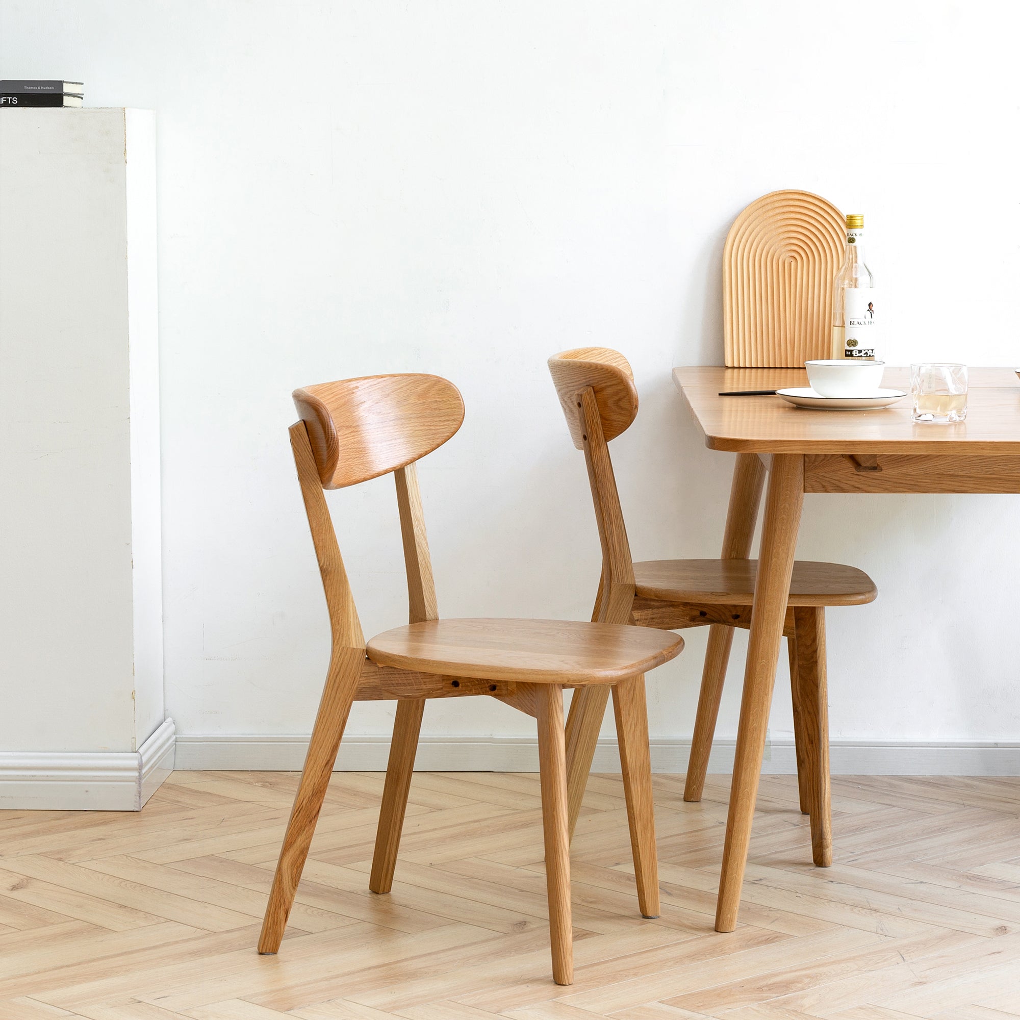 FAS Grade Oak Dining Chair Natural Wood Made in North America Solid and Simple Design 46.5 * 54 * 80cm
