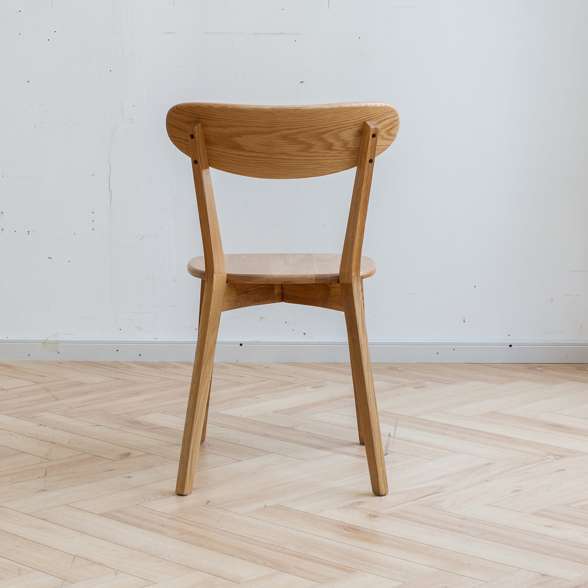 FAS Grade Oak Dining Chair Natural Wood Made in North America Solid and Simple Design 46.5 * 54 * 80cm
