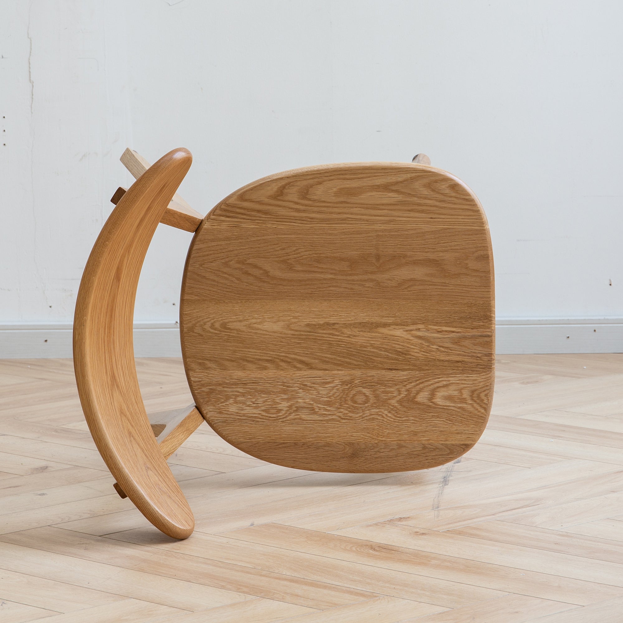 FAS Grade Oak Dining Chair Natural Wood Made in North America Solid and Simple Design 46.5 * 54 * 80cm