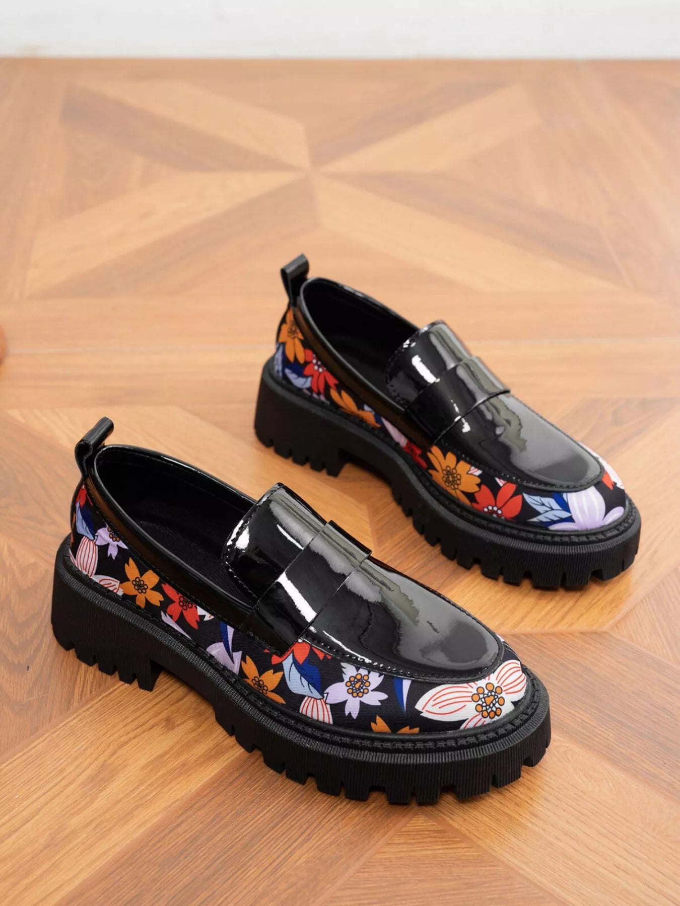 Round Toe Block Heels Loafers