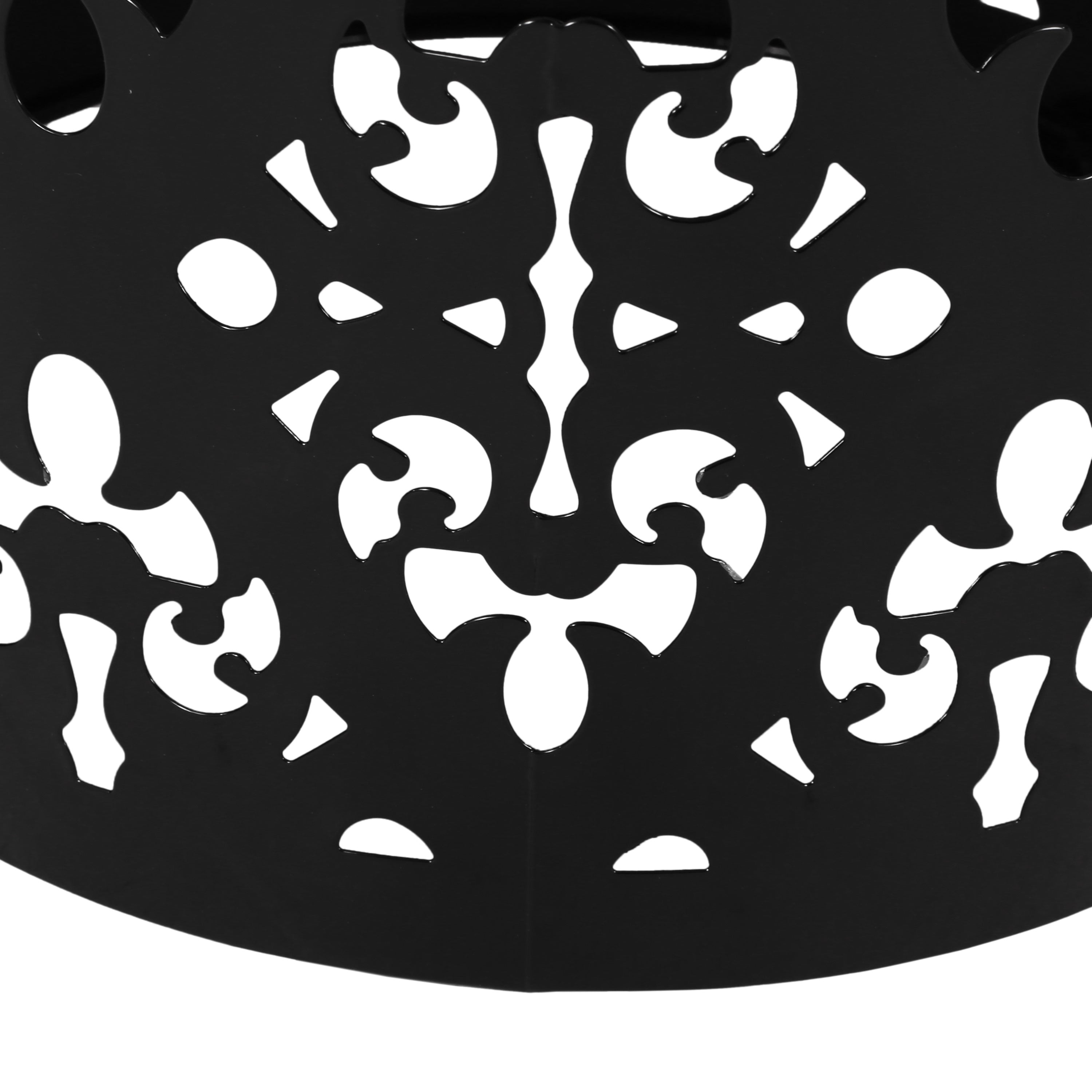 Modern Metal End Table Set of 2 with Iron Cut Design in Black