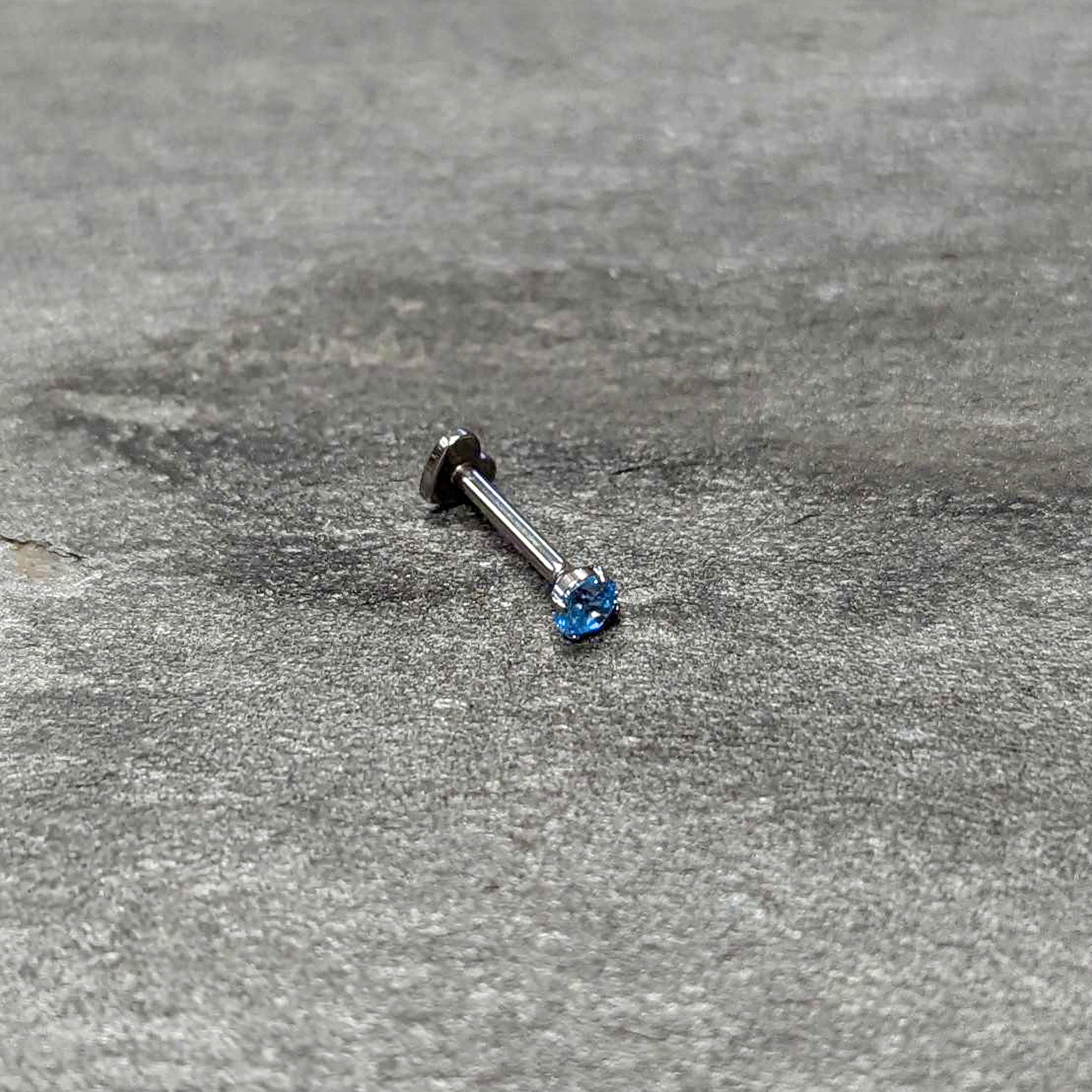 16G 5/16 Blue CZ ASTM F-136 Implant Grade Titanium Threadless Heart End Labret