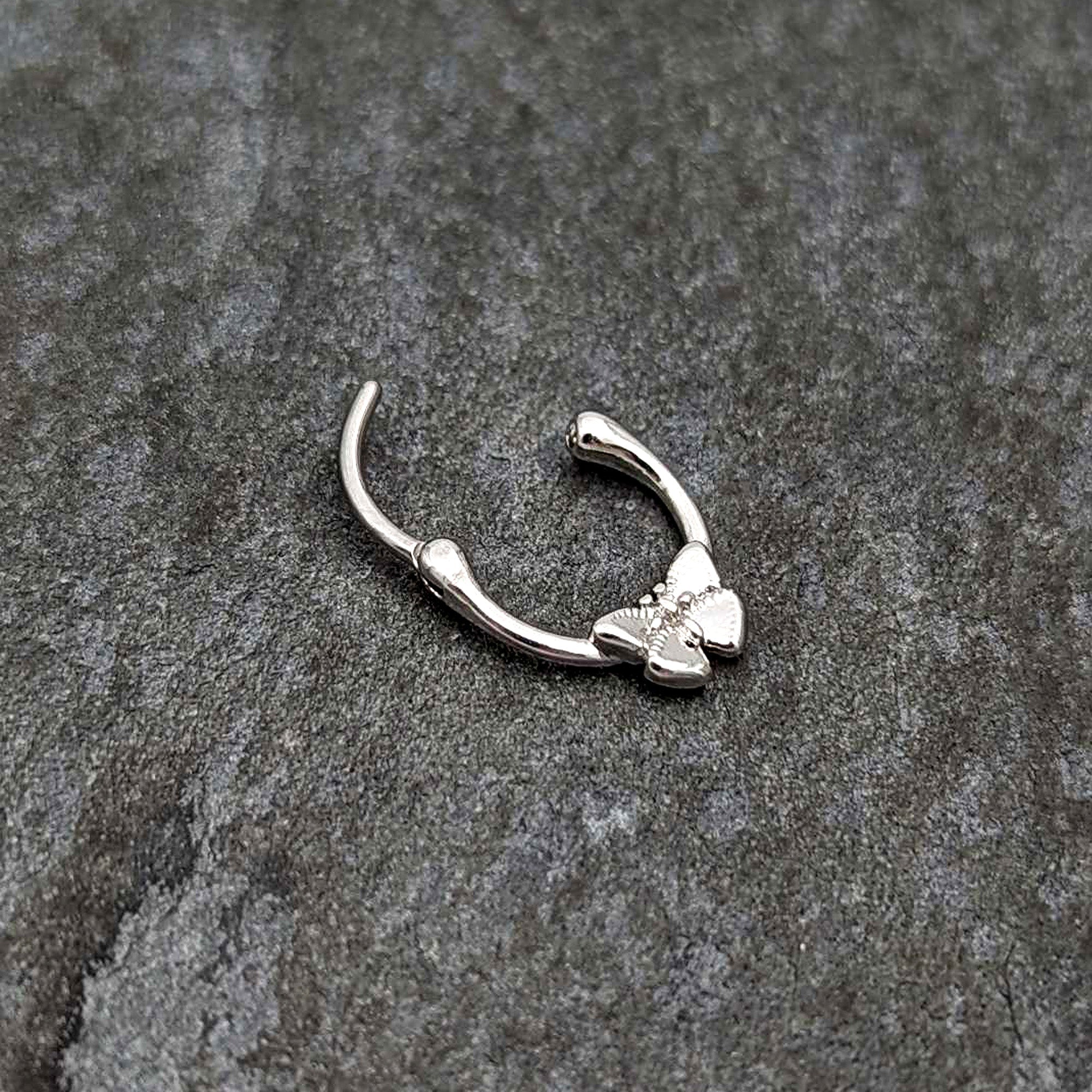 16G 5/16 Simple Textured Butterfly Cartilage Clicker