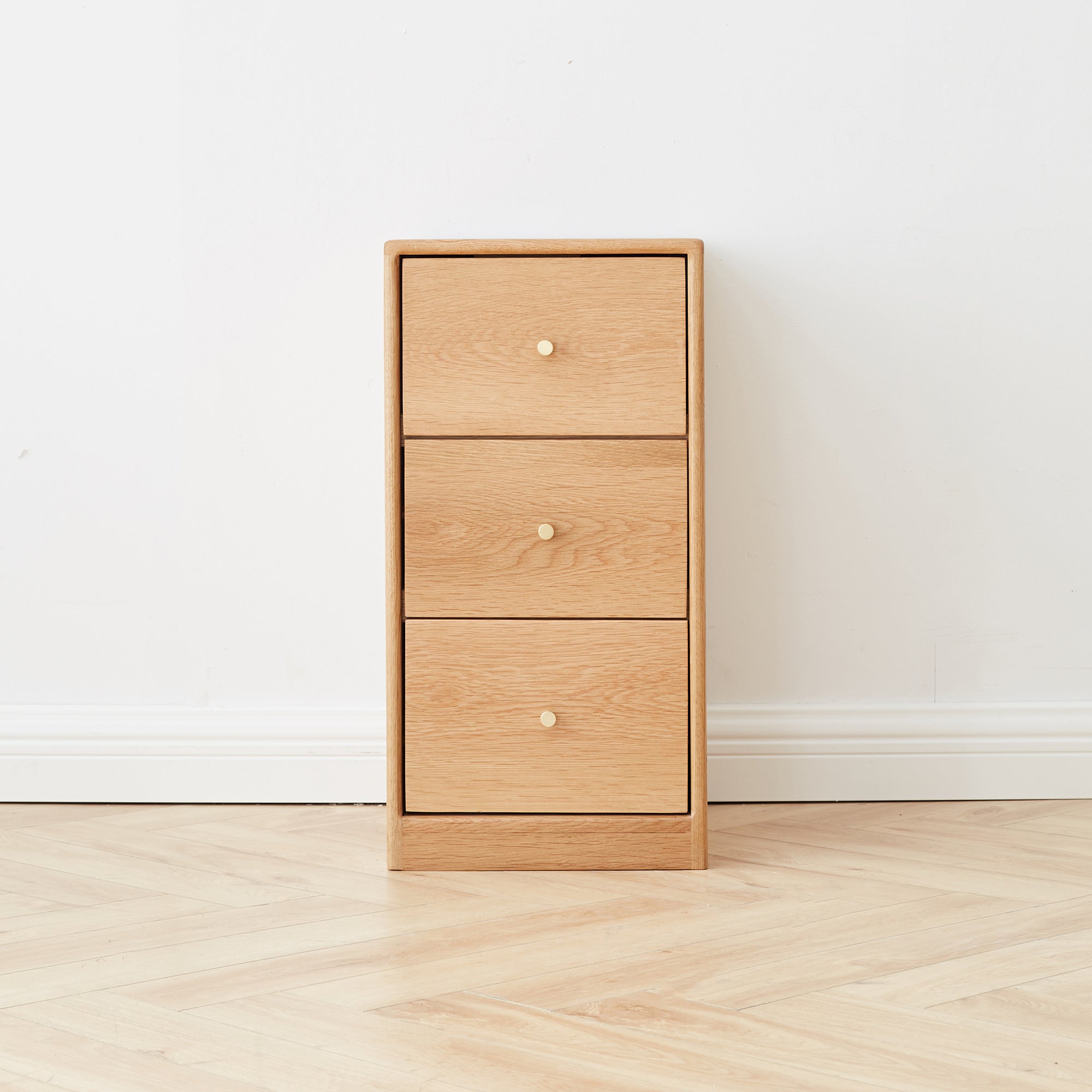 Modern Minimalist Solid Oak Bedside Table Storage Cabinet with Drawers in Oak Finish