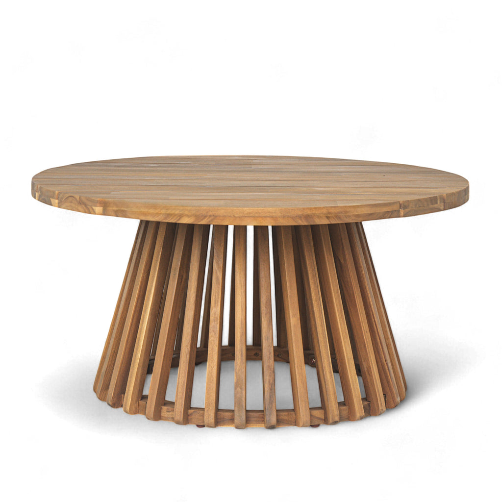 PATIO FURNITRE SETS : CLAREMONT 3 SEATER DAYBED + ACACIA WOOD TABLE