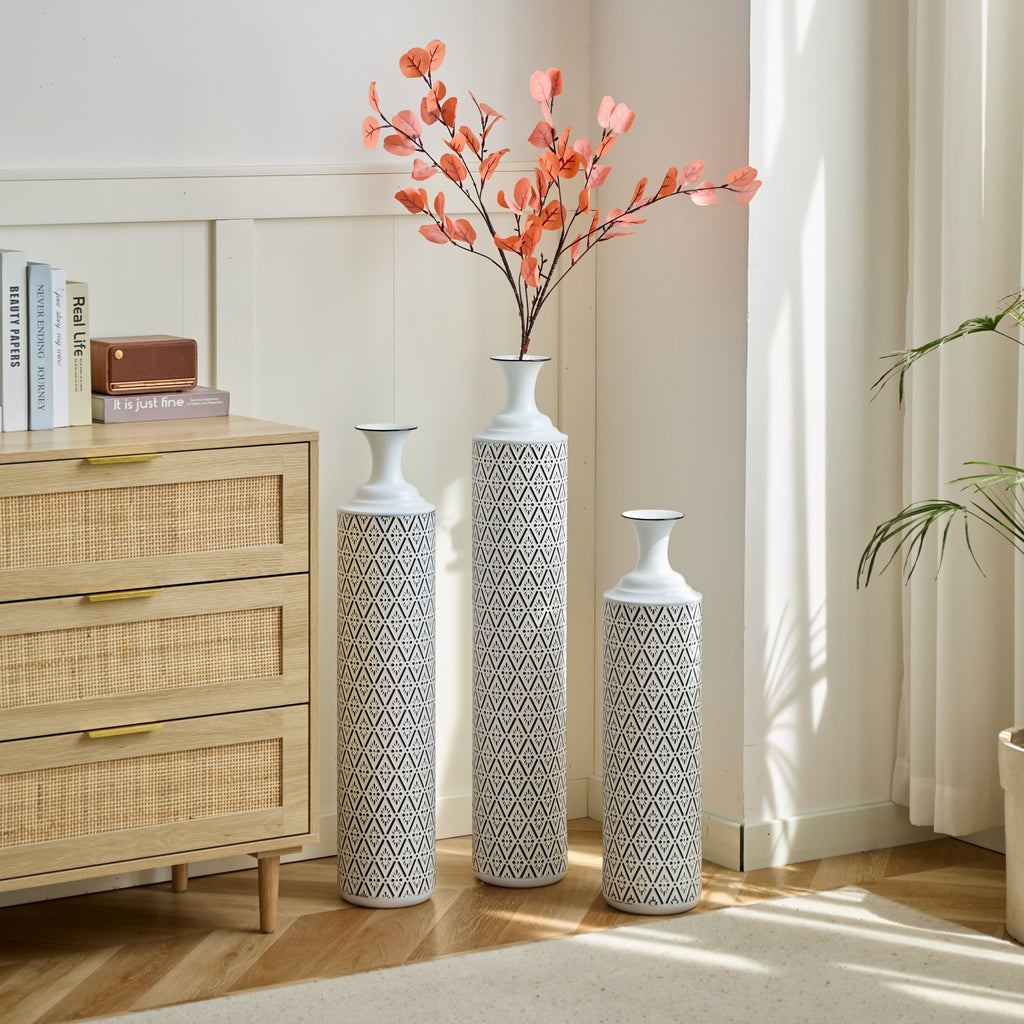 Modern Floor Vase Set – White & Black Metal Vases with Geometric Pattern – 3-Piece Home Decor Set in 24.8 in, 29.13 in & 33.85 in Heights
