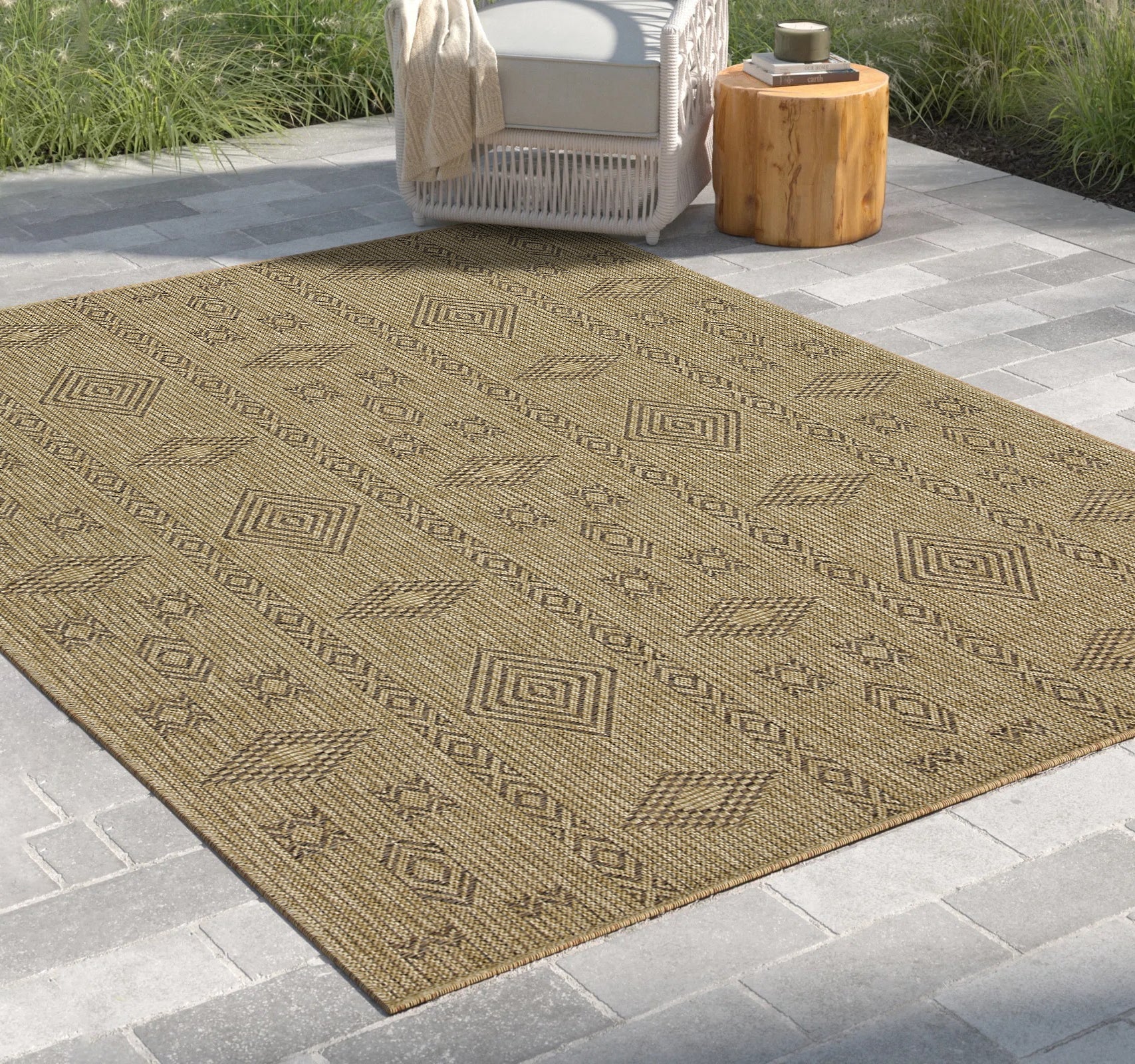 Earth GC_NTL1002 Jute/Mocha 2 ft. 7 in. x 7 ft. 3 in. Indoor/Outdoor Area Rug