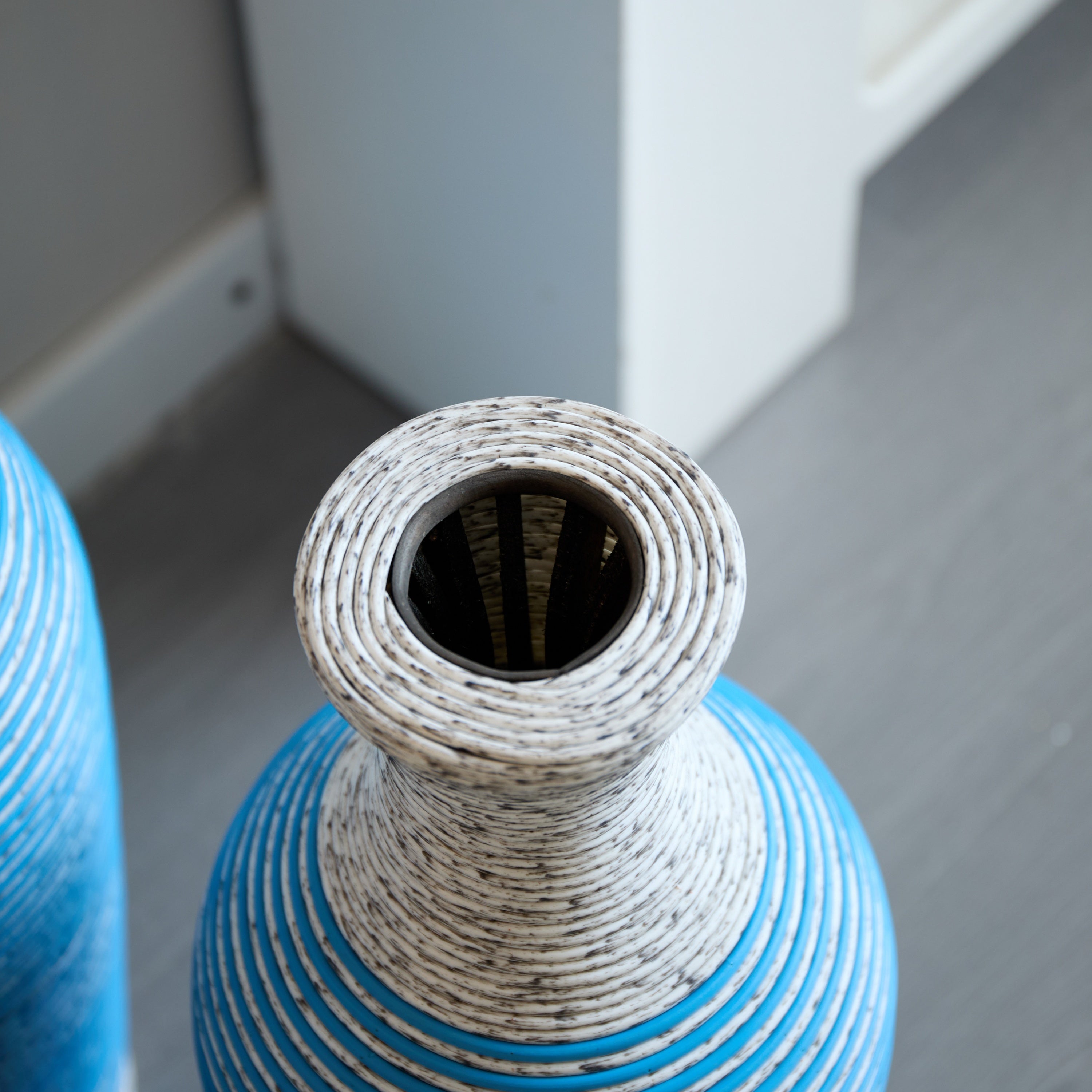 Desktop Vase, Brown Decorative Floor Vase, Classic and Neat Floor Vase, High Independent Flower Stand, Artificial Vine Vase, PVC Floor Vase, Home Decoration Flower Stand Set of 3 pieces