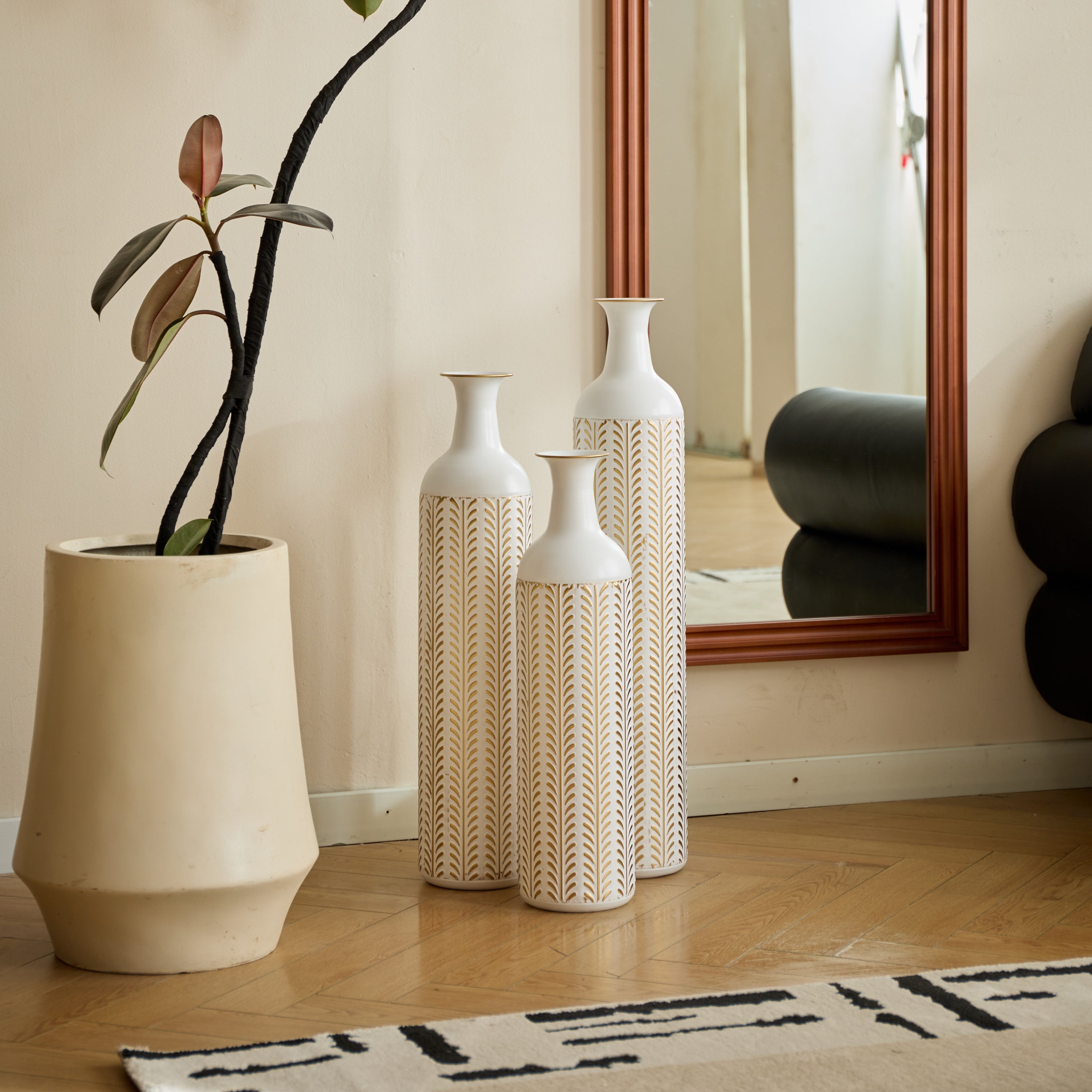 Floor Metal Vase Modern Style Decoration Home White Metal Vase 3-piece Set Gorgeous Home Decoration Large Glazed Metal Vase
