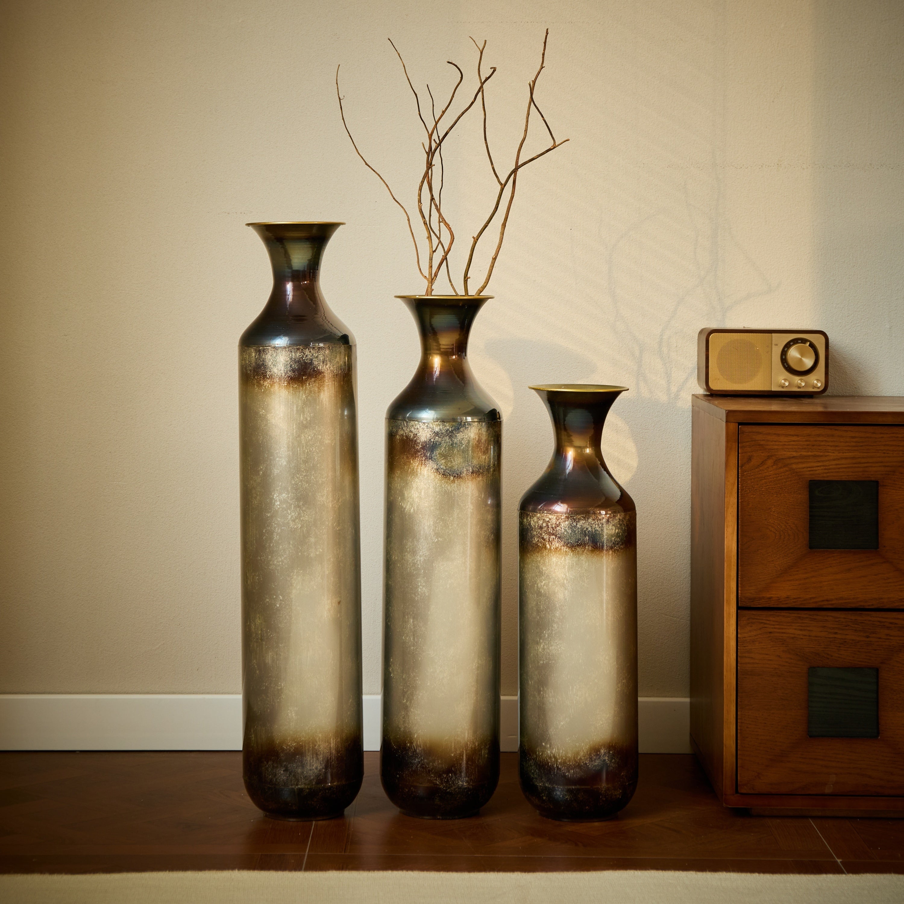 Modern Droplet-Shaped Floor Vase Set – Gold & White Glazed Metal Decorative Vases – 3-Piece Home Accent for Living Room or Entryway
