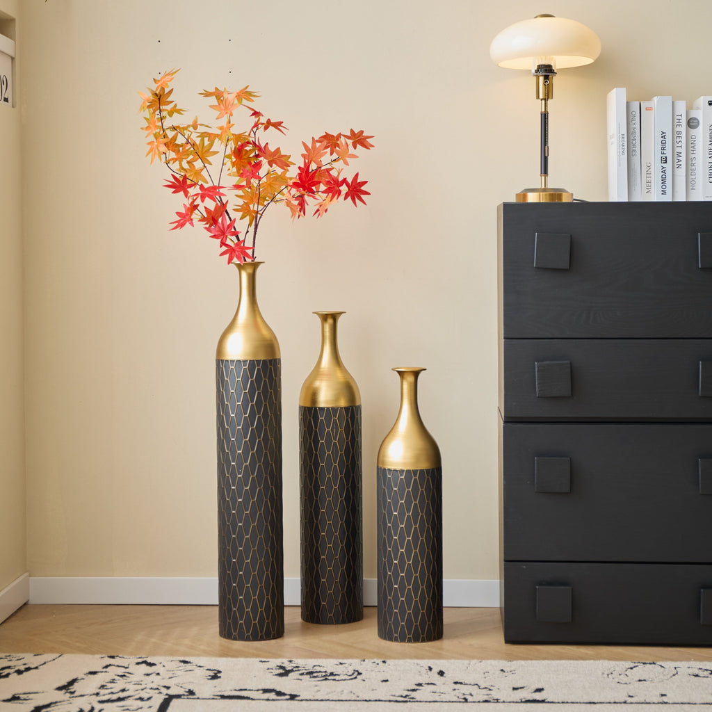 Elegant Floor Vase Set – Gold & Black Metal Decorative Vases – 3-Piece Set for Floral Display, Wedding & Gift Décor
