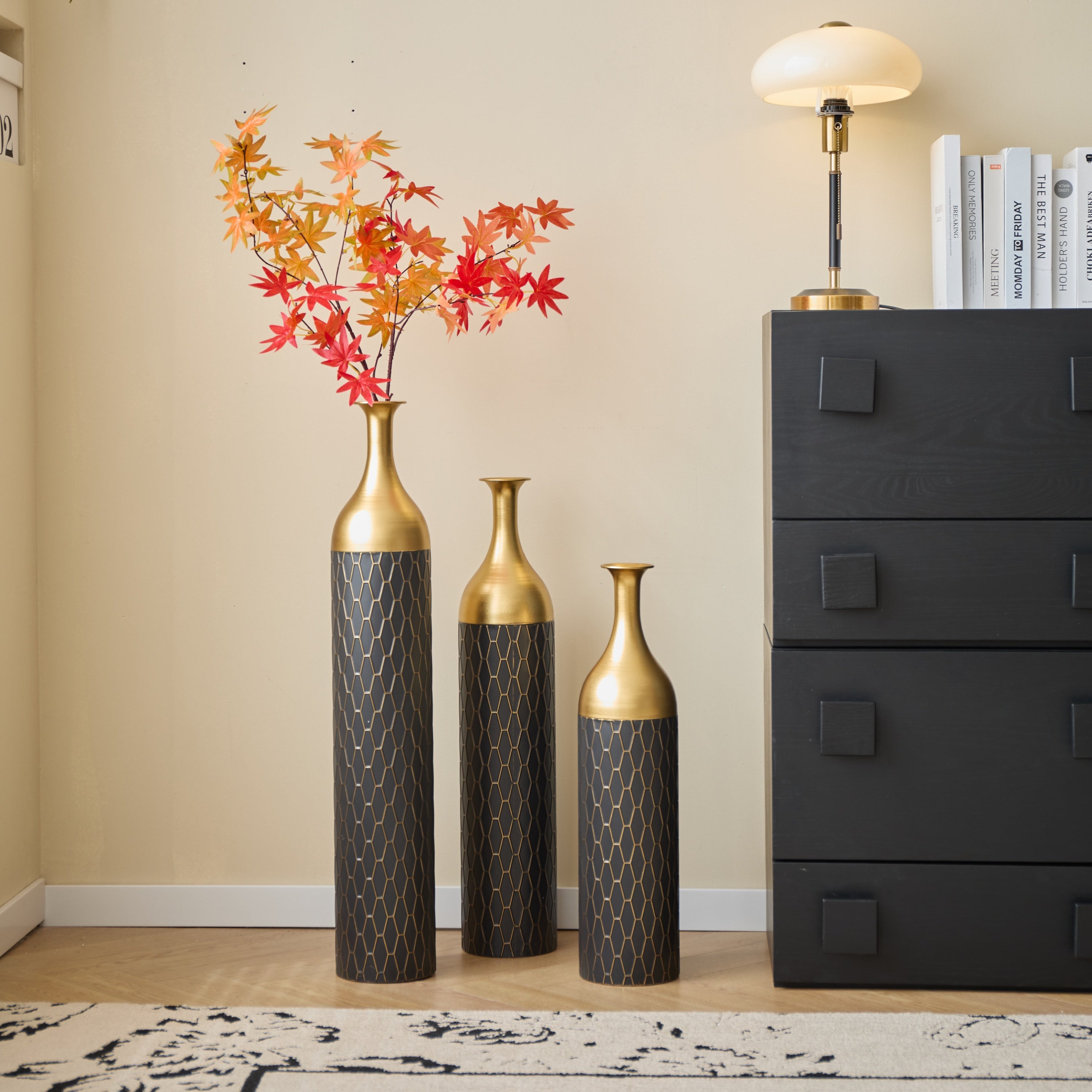 Elegant Floor Vase Set – Gold & Black Metal Decorative Vases – 3-Piece Set for Floral Display, Wedding & Gift Décor