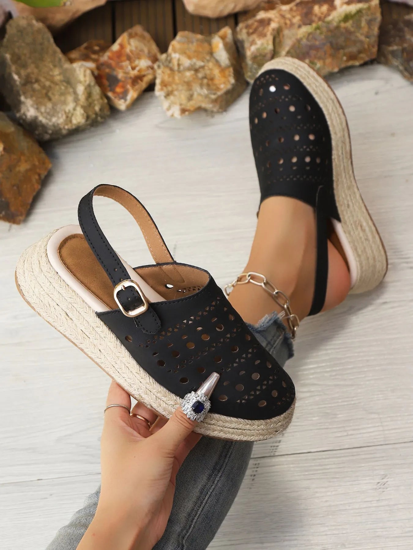 Hollow Out Platform Sandals