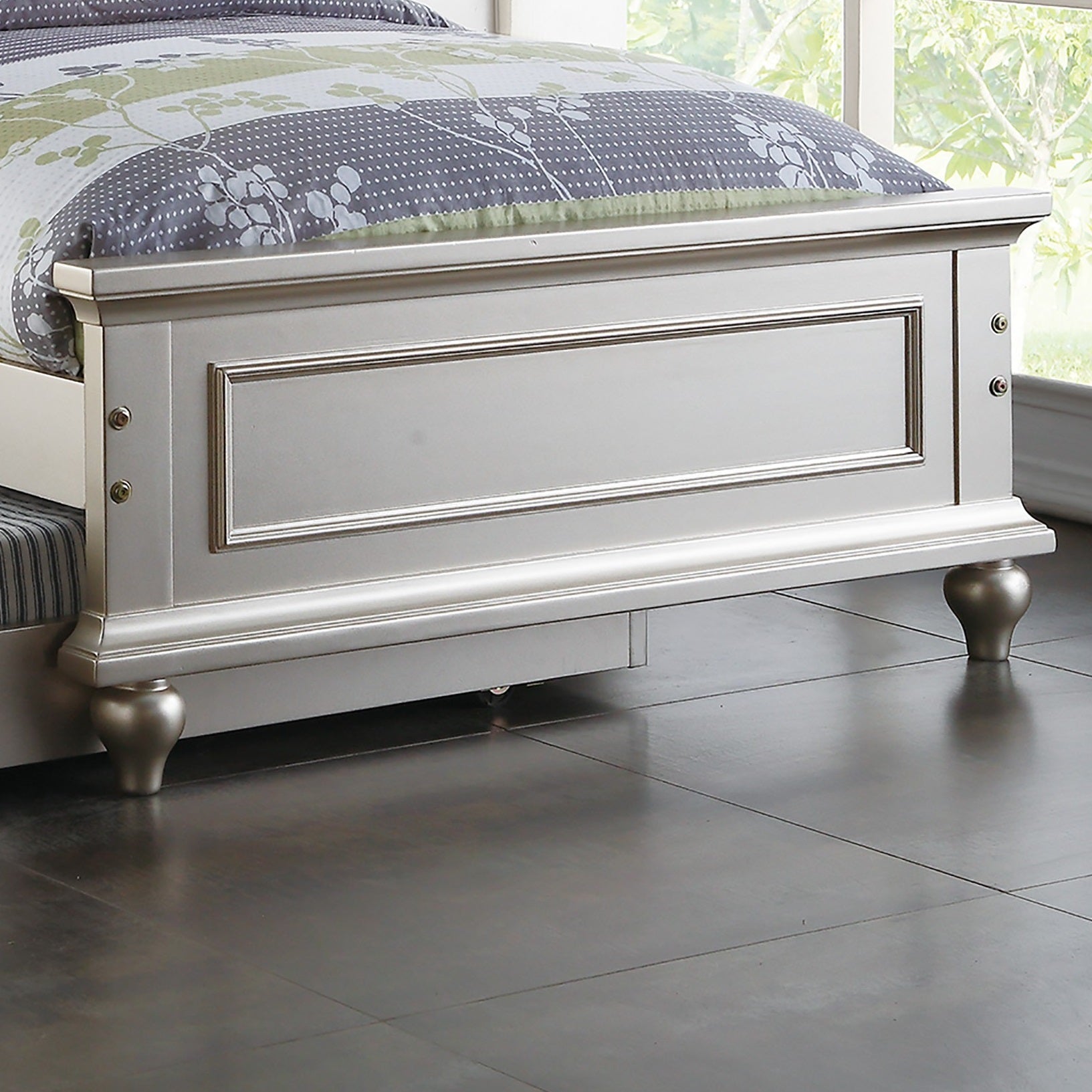 Contemporary Style Silver Twin Size Bed w/ Trundle Slats Pine Plywood Kids Youth Bedroom Furniture White Faux Leather Tufted HB