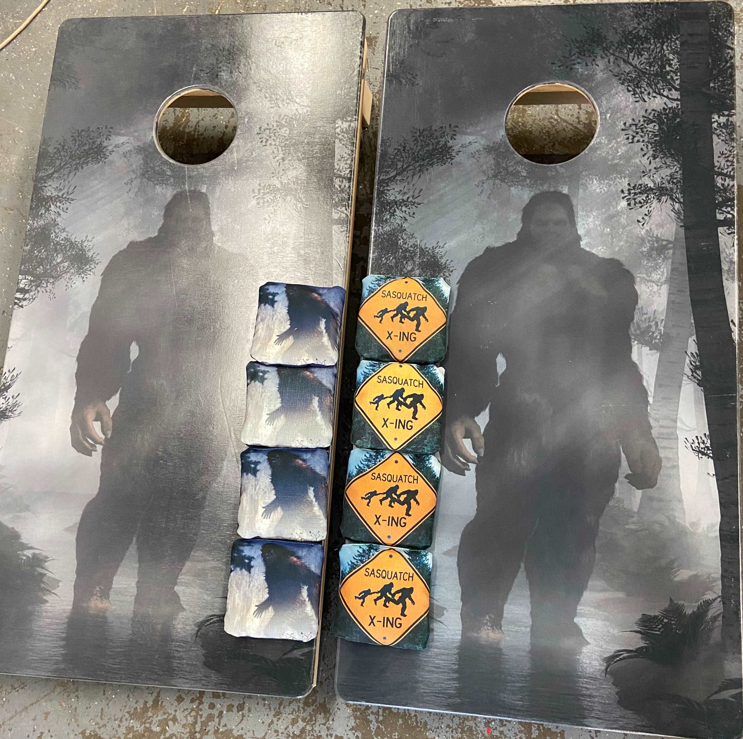 Bigfoot 1.0 cornhole set