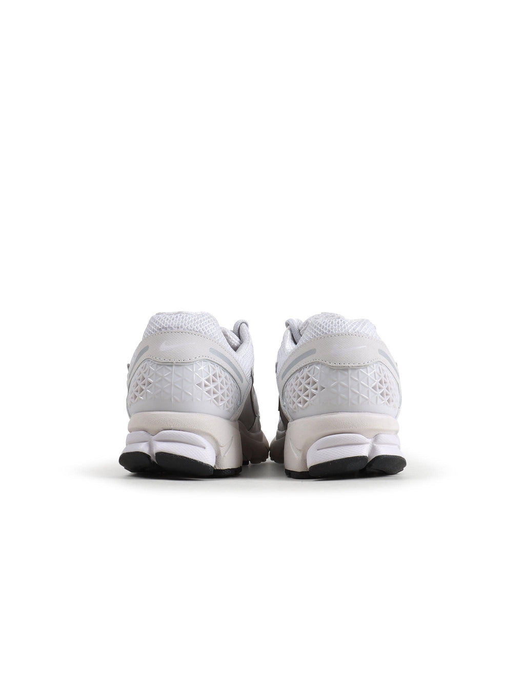 Nike Womens Zoom Vomero 5 - Triple White