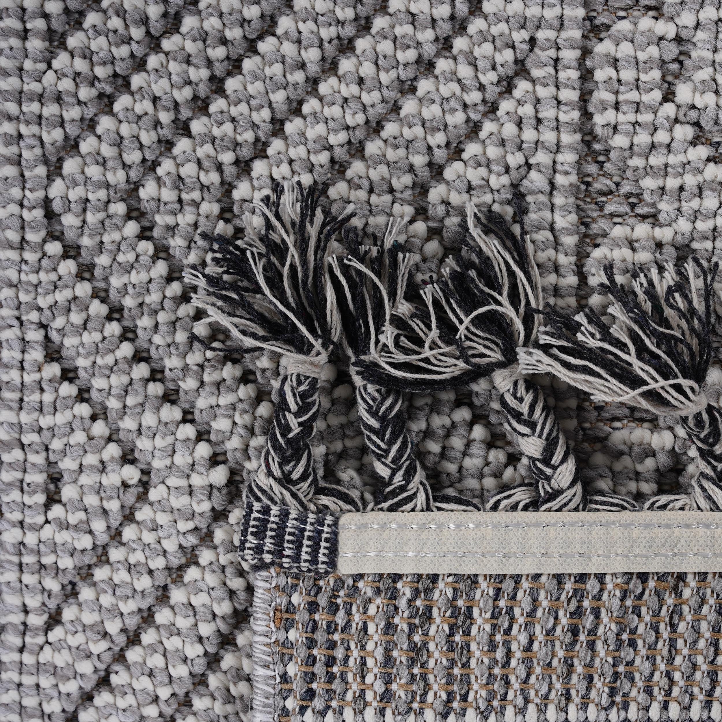 8X10 Grey/White /Geometric Indoor/Outdoor Area Rug