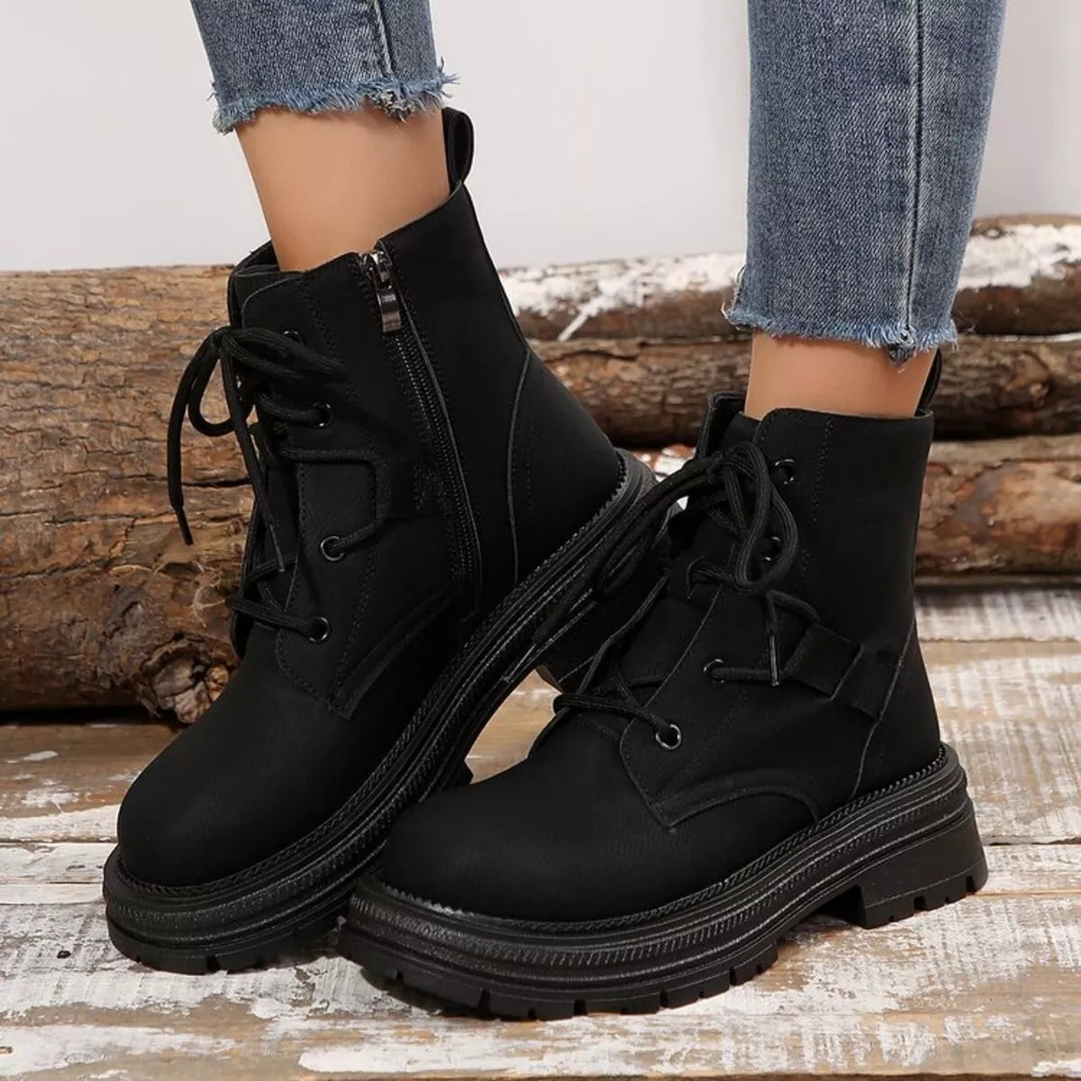 Round Toe Lace Up Platform Boots