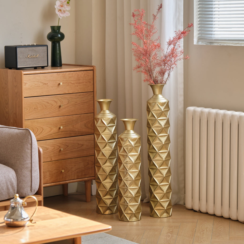 Metal Decorative Vase High Distress Metal Center Vase With 3D Triangle Pattern, Set Of 3 Vases for Home Decoration 33.5', 29.5', 25.2'High, Gold