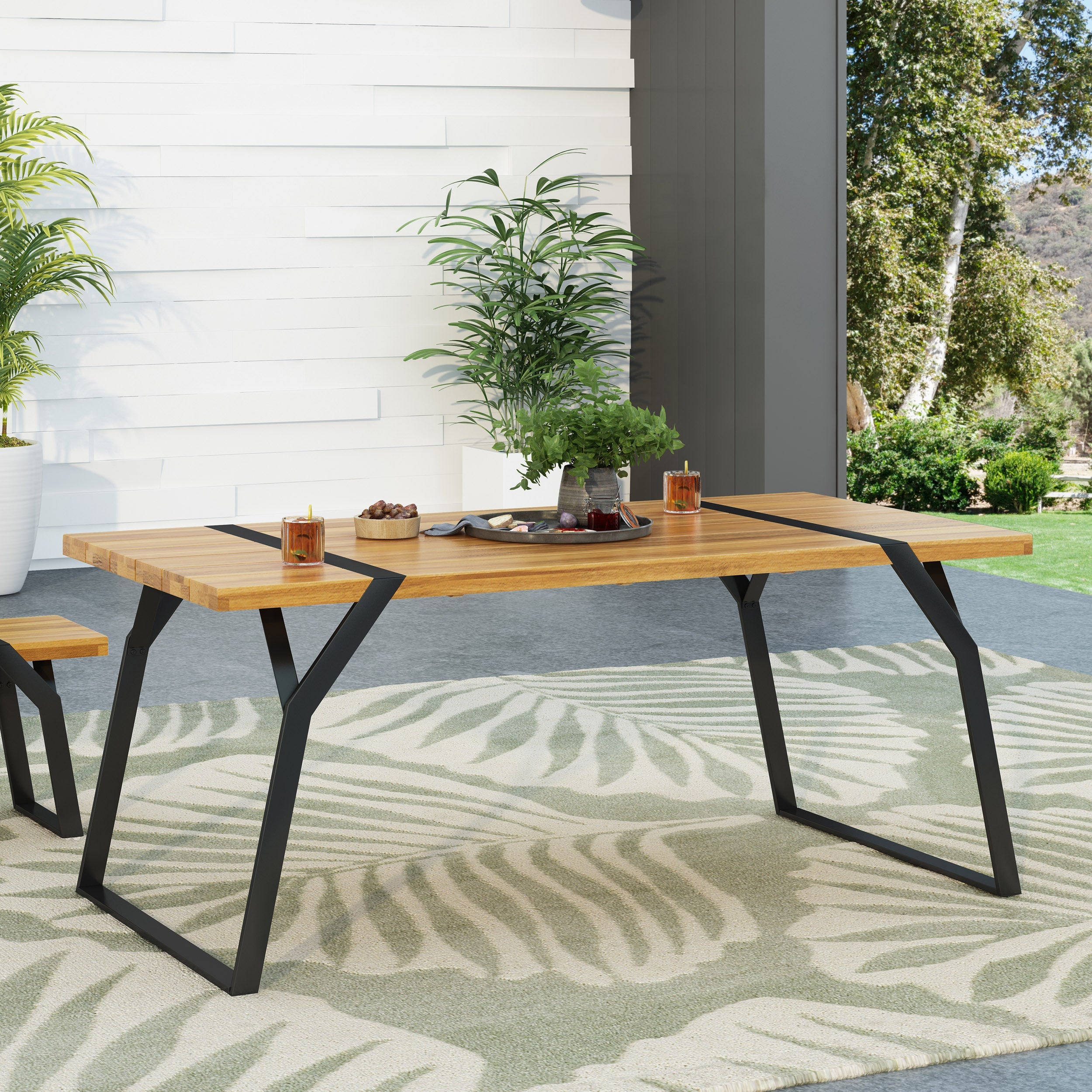 ZORA DINING TABLE