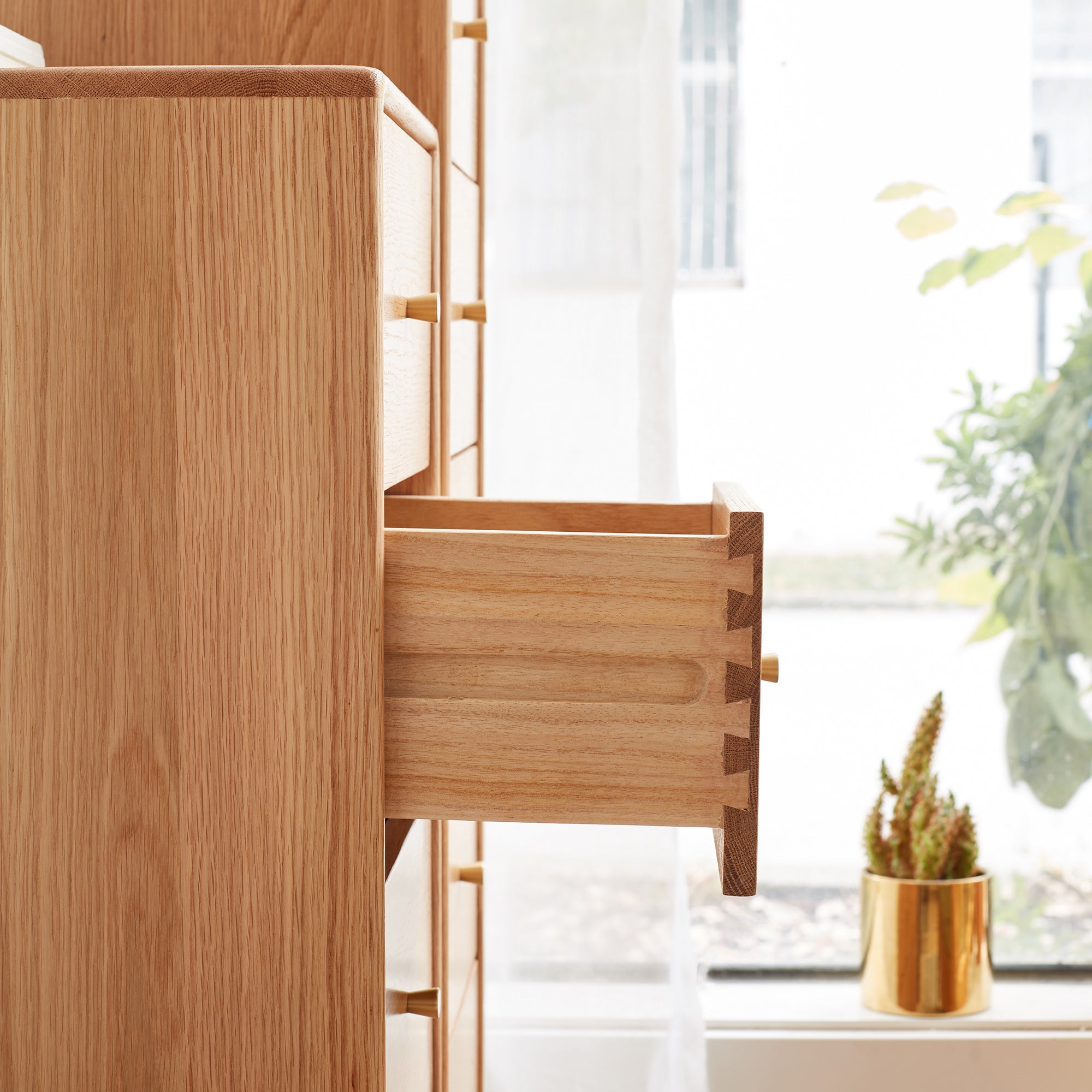 Modern Minimalist Solid Oak Bedside Table Storage Cabinet with Four Drawers for Living Room