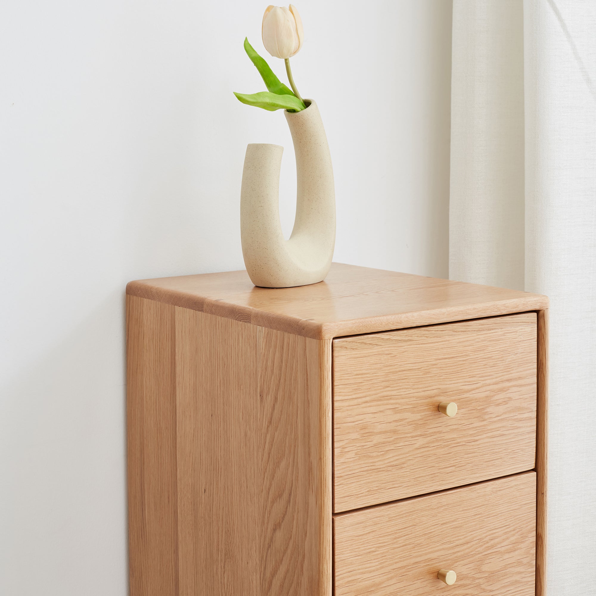 Modern Minimalist Solid Oak Bedside Table Storage Cabinet with Drawers in Oak Finish