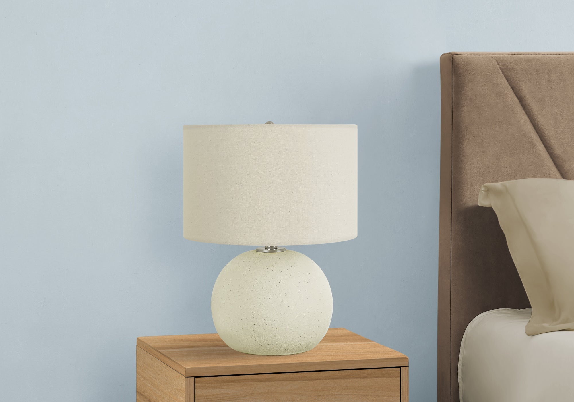 Lighting, 18'h, Table Lamp, Ivory / Cream Shade, Cream Ceramic, Contemporary