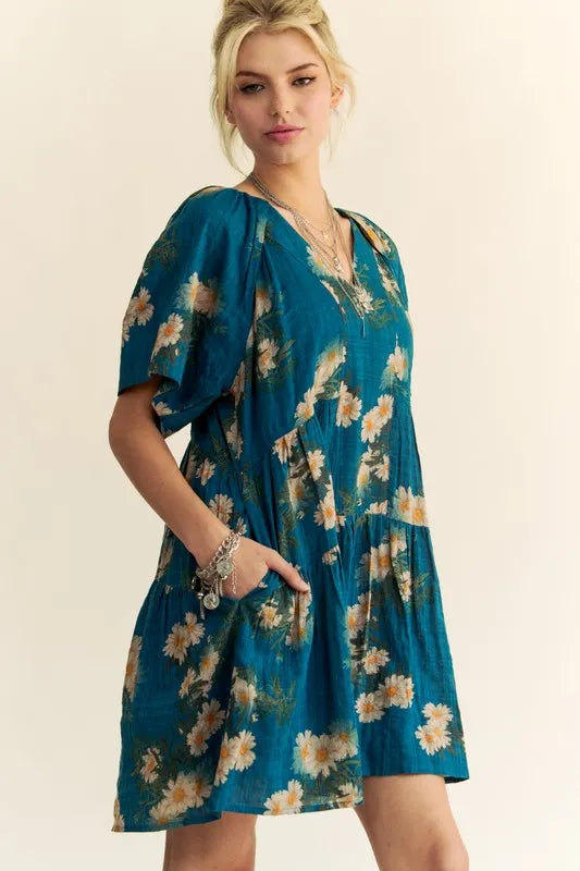 Davi & Dani Floral Print Short Bell Sleeve Pleated Mini Dress