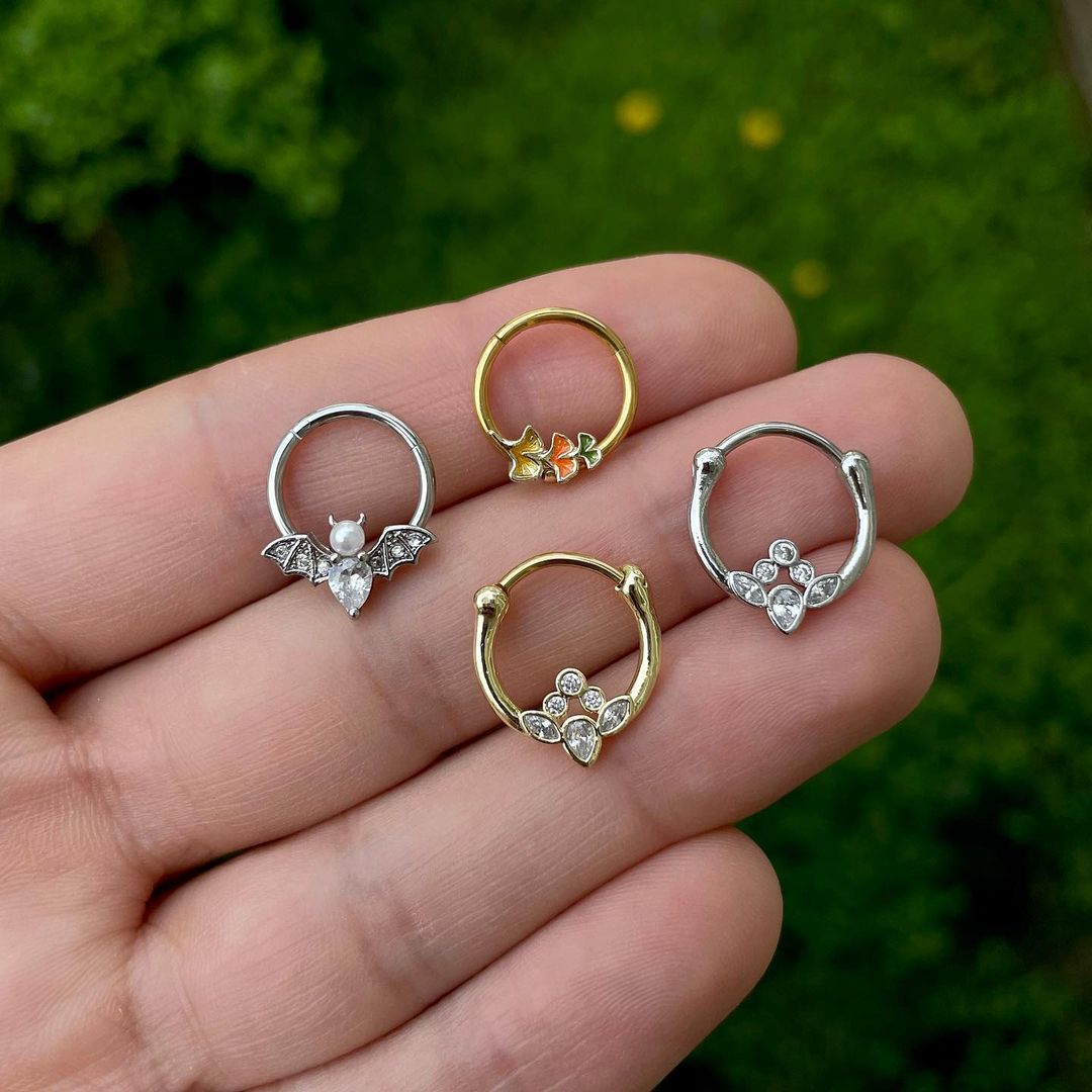 16G 3/8 Clear Gem Gold Tone Anodized Classic Cluster Septum Clicker